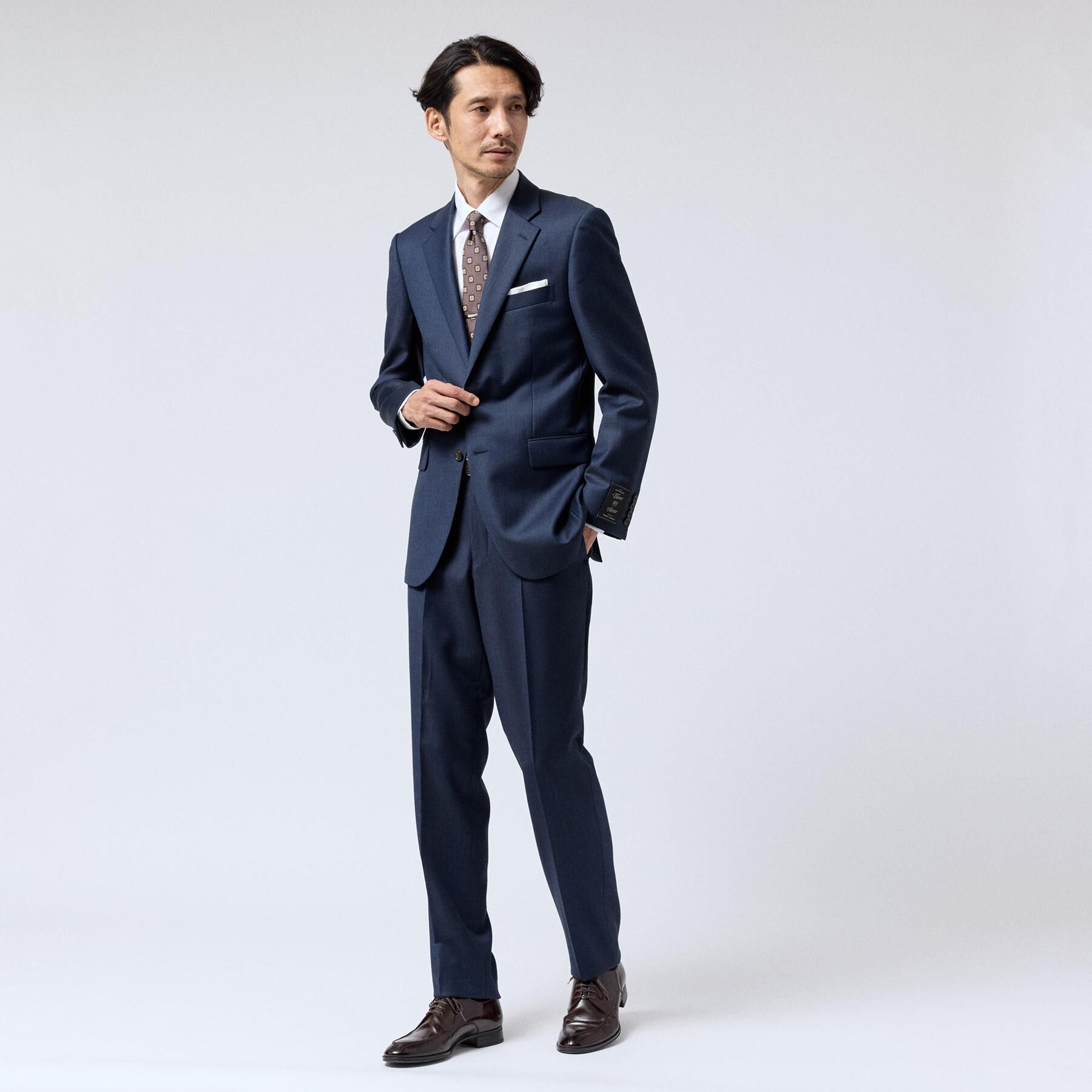 TAKEO KIKUCHI「シャイニー シャーク ピンヘッド スーツ」|スーツ|