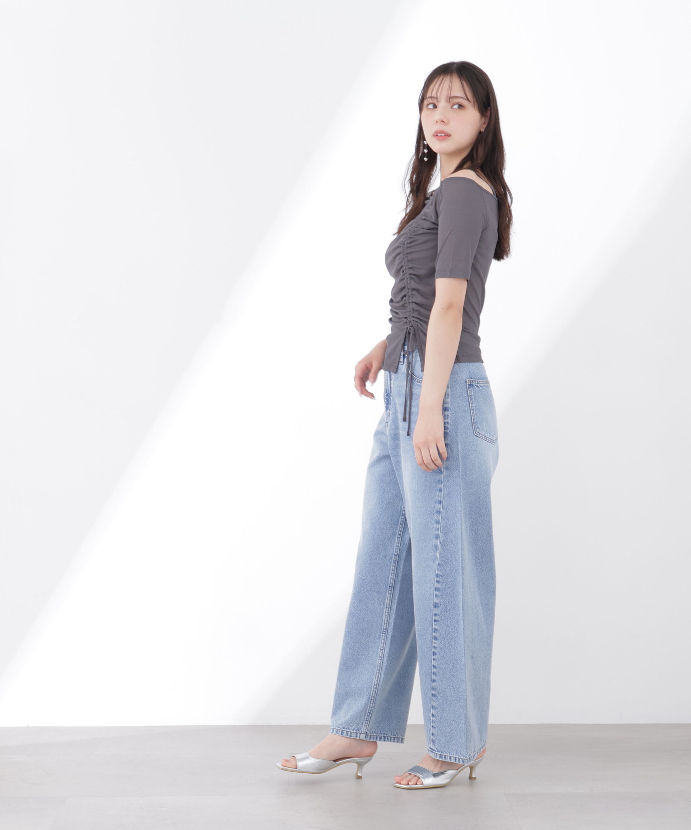 PROPORTION BODY DRESSING「〈a/mie〉アシメドロストカットソー26SS」|Tシャツ・カットソー|