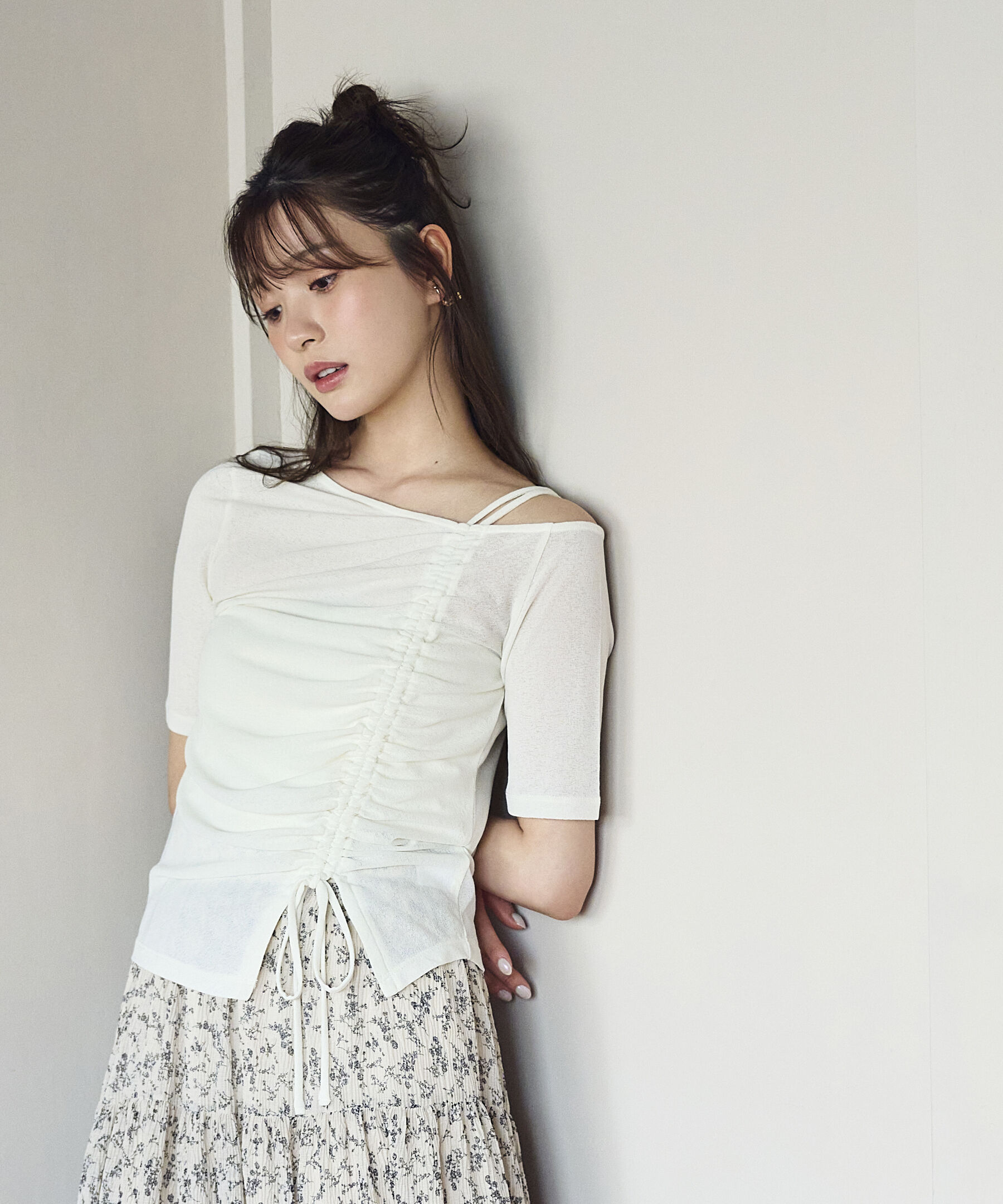 PROPORTION BODY DRESSING「〈a/mie〉アシメドロストカットソー26SS」|Tシャツ・カットソー|ホワイト