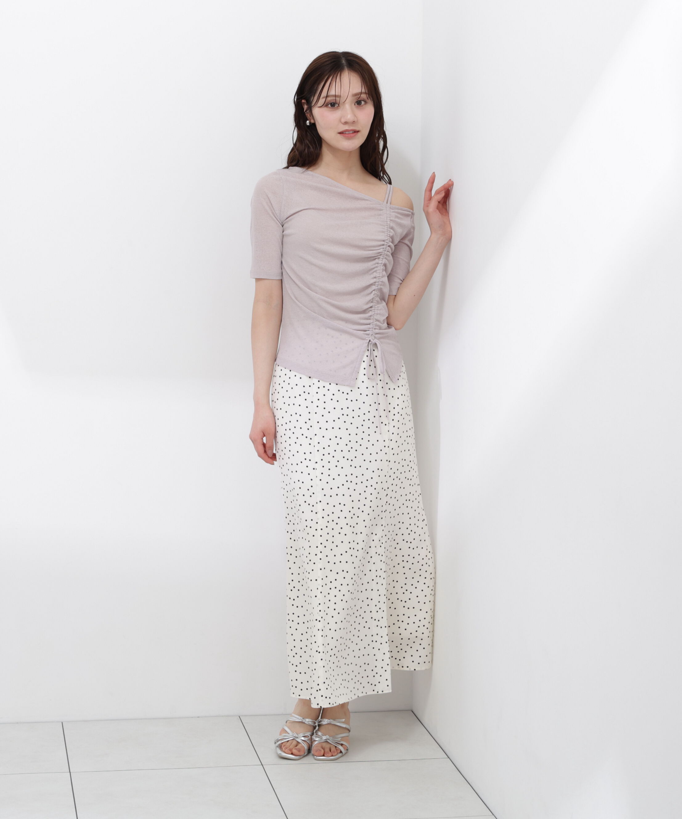 PROPORTION BODY DRESSING「〈a/mie〉アシメドロストカットソー26SS」|Tシャツ・カットソー|