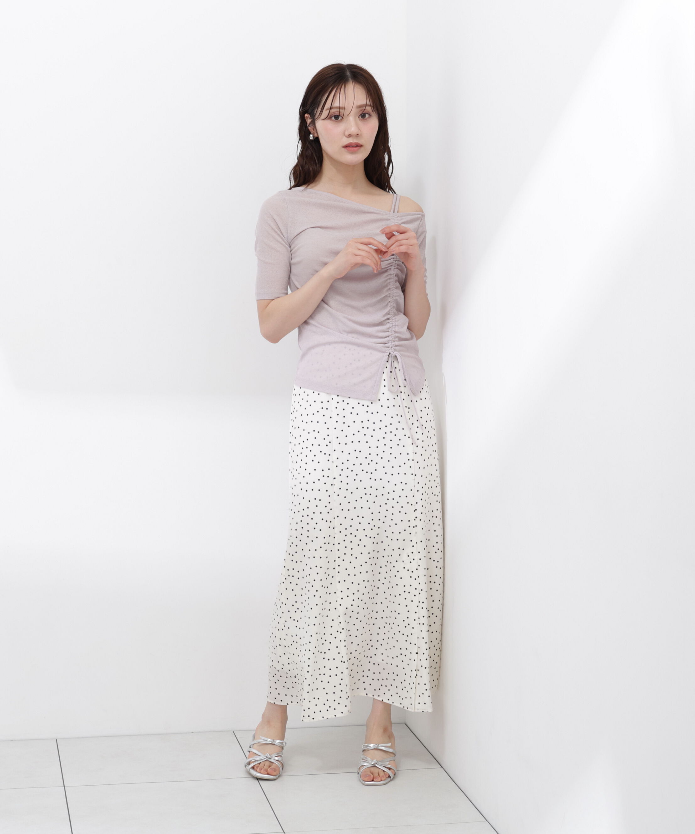 PROPORTION BODY DRESSING「〈a/mie〉アシメドロストカットソー26SS」|Tシャツ・カットソー|