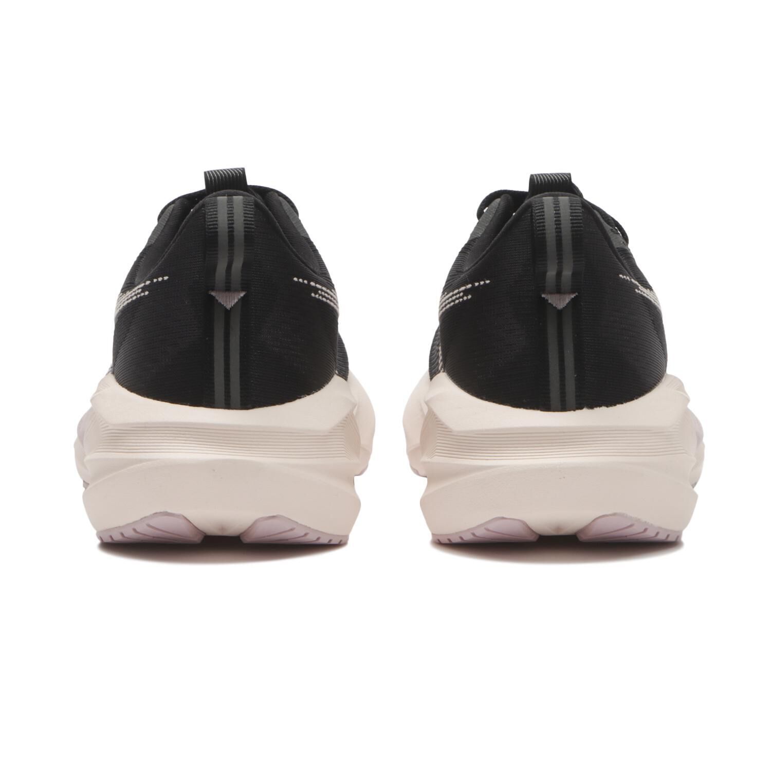 asics「【ASICS】W NOVABLAST 5」|スニーカー|