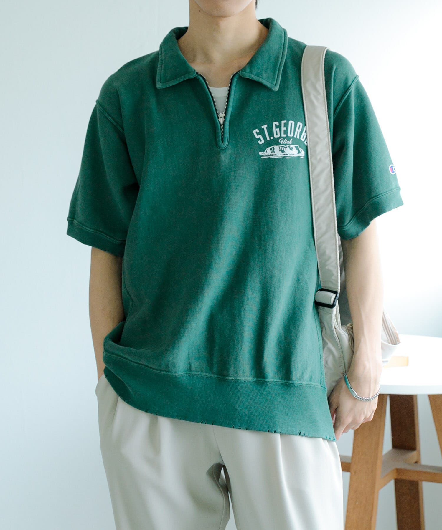 SENSE OF PLACE by URBAN RESEARCH「Champion　REVERSEWEAVE T-SHIRTS B」|Tシャツ・カットソー|グリーン