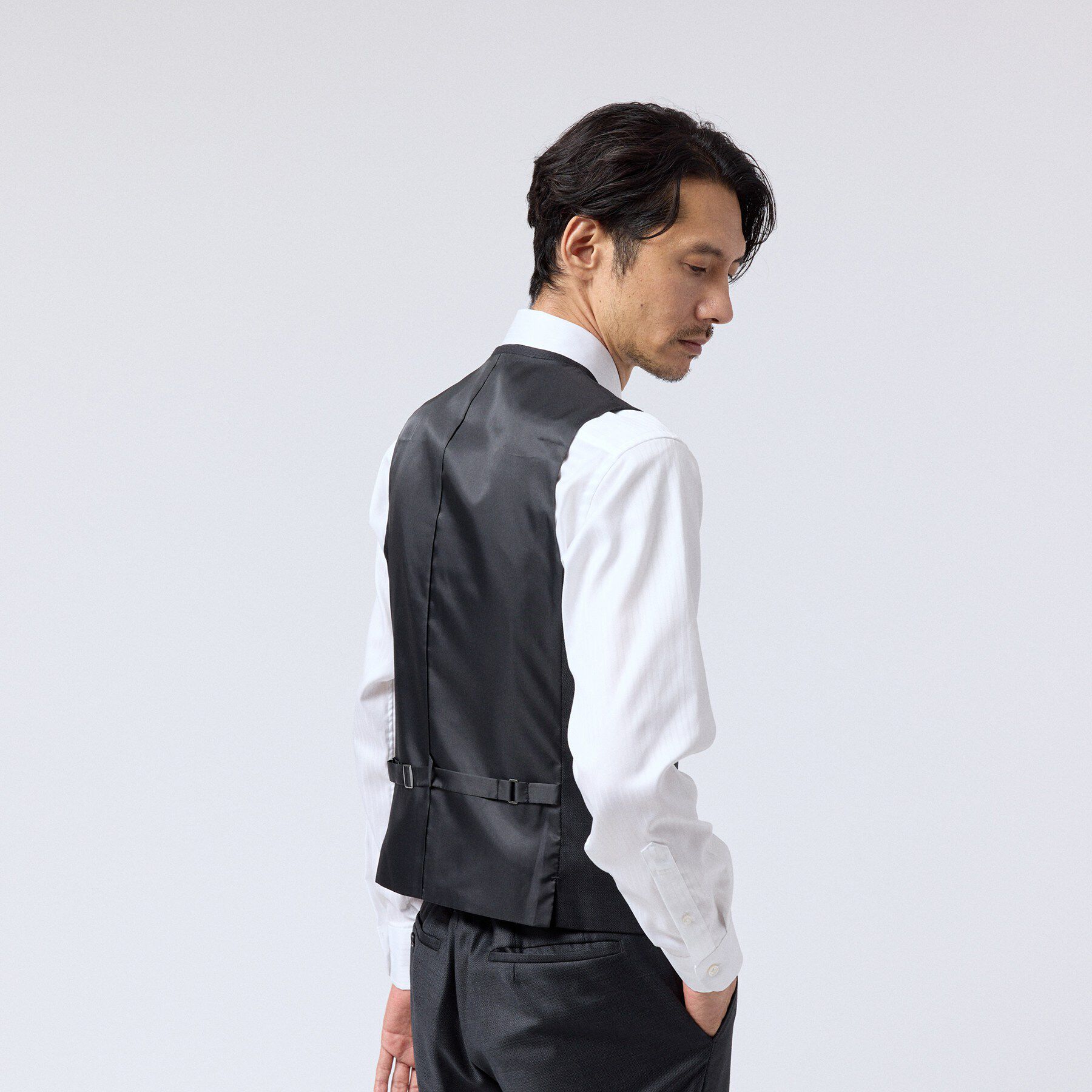 TAKEO KIKUCHI「シャイニー シャーク ピンヘッド ベスト」|スーツ|