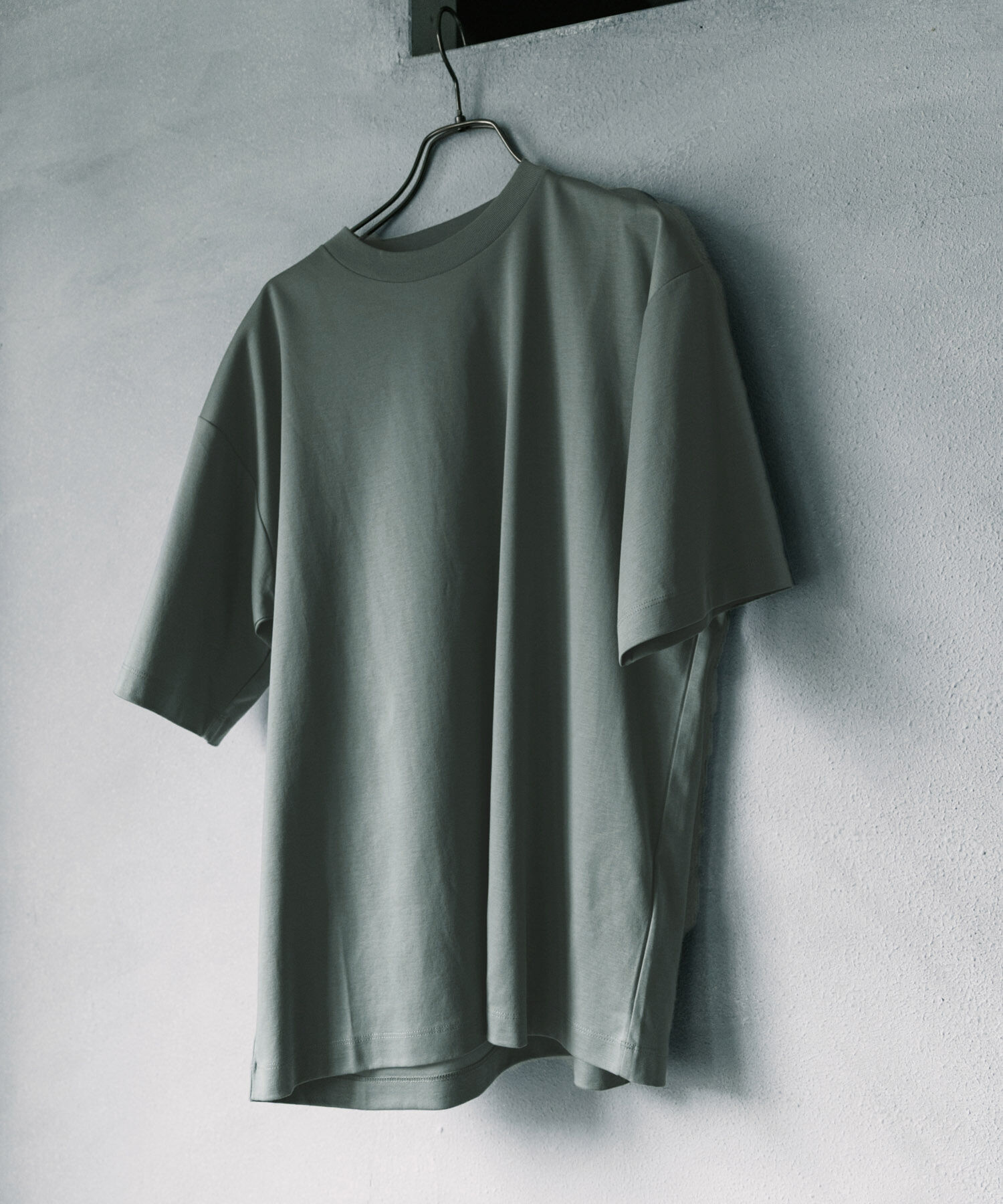 URBAN RESEARCH DOORS「『仁村紗和さん着用』『UR TECH』 サマシェア クルーネックTシャツ」|Tシャツ・カットソー|グリーン