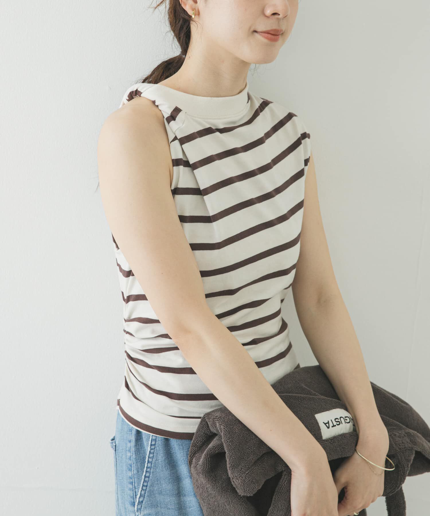 URBAN RESEARCH「ESTHE　STRIPE TWIST ASYMMETRIC T-SHIRTS」|Tシャツ・カットソー|
