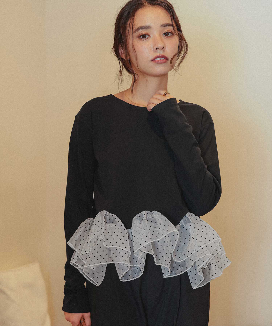 titivate「裏起毛ウェーブフリル長袖トップス」|Tシャツ・カットソー|ブラック