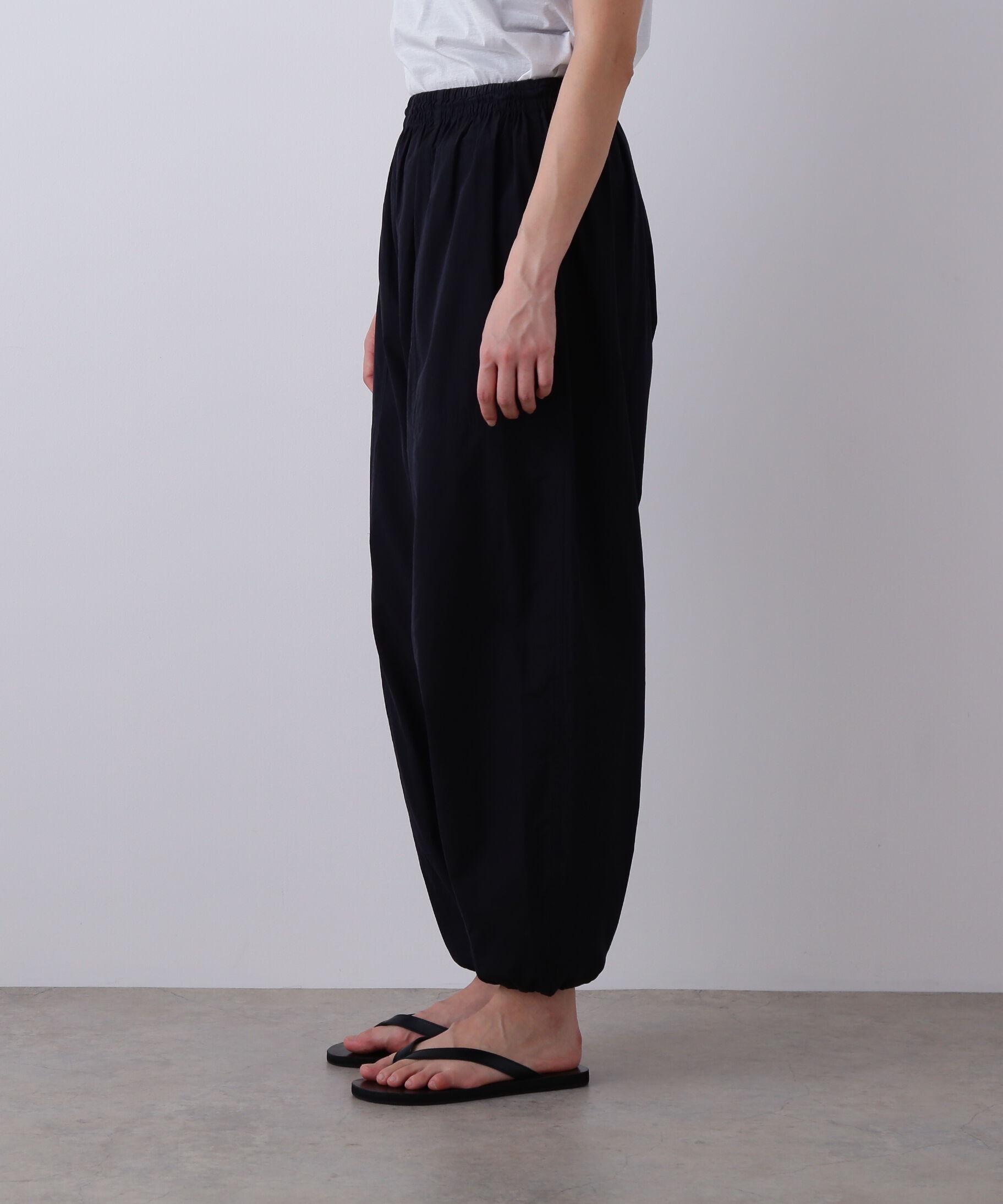 YLEVE 「YLEVE / COTTON CUPRA TROUSERS」|その他|