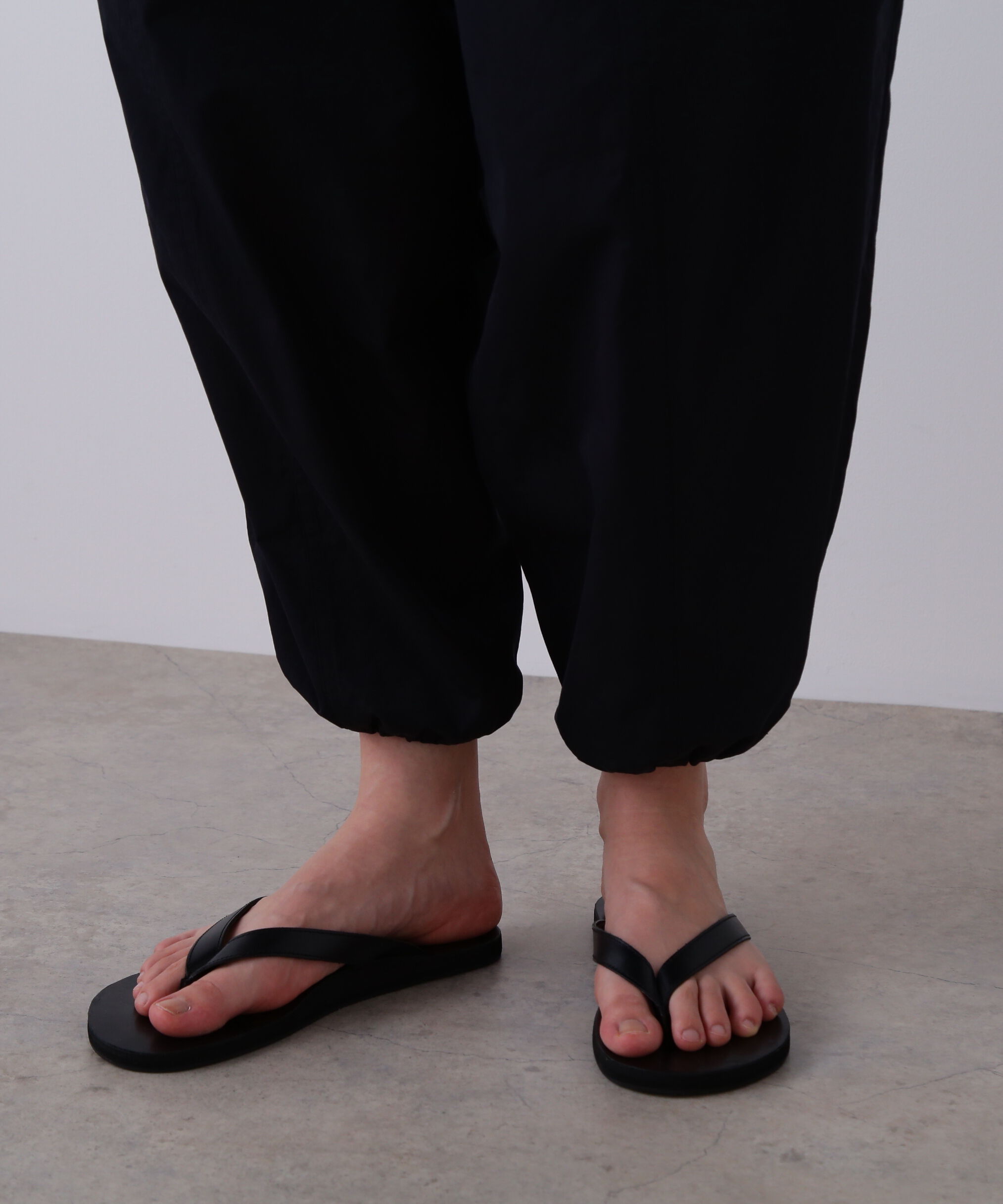 YLEVE 「YLEVE / COTTON CUPRA TROUSERS」|その他|