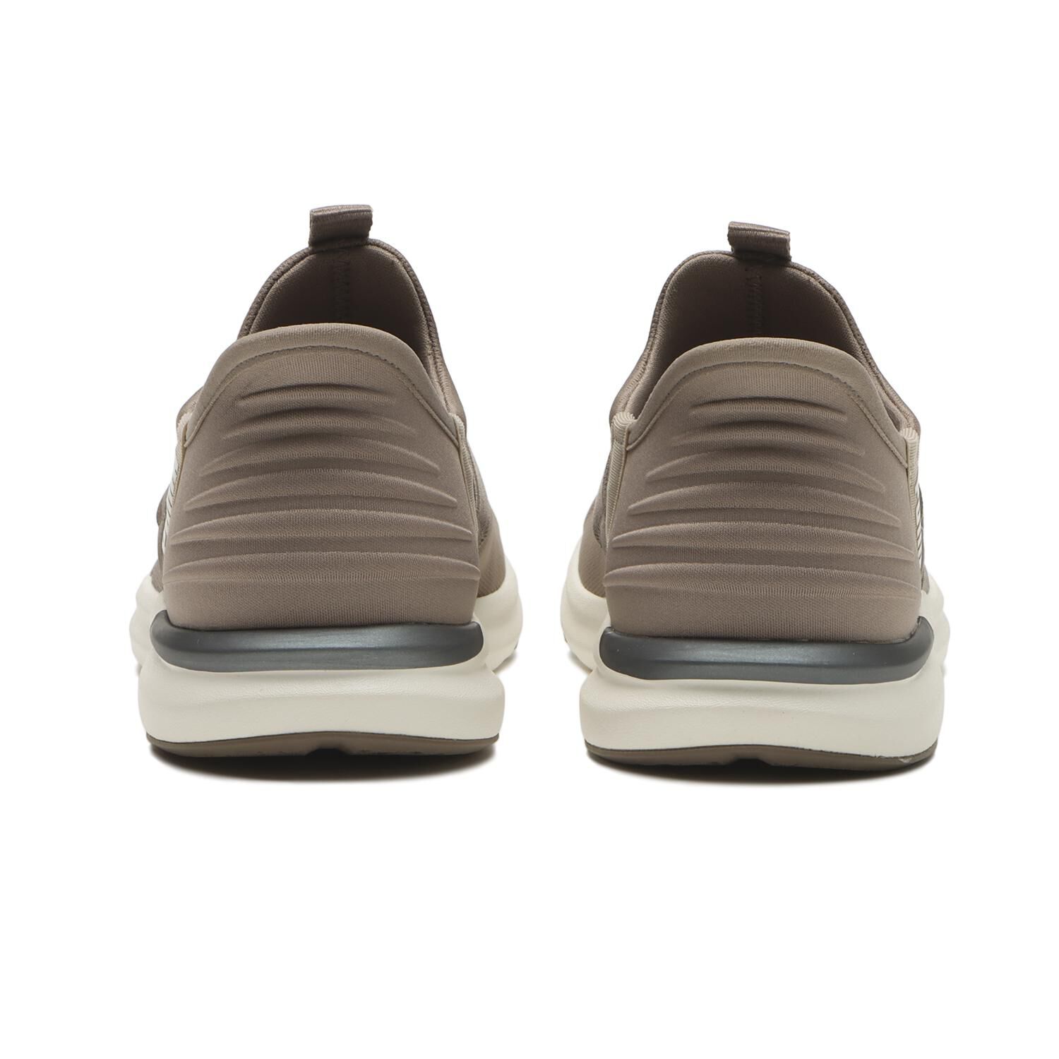 PUMA「【PUMA】W PROWL 3 EASE IN SGR WP」|スニーカー|