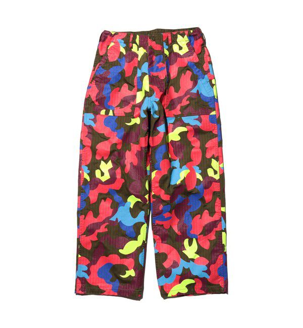 BEAMS PLUS「MIL Utility Easy Trousers Supima Herringbone Big Camo Print」|チノ|