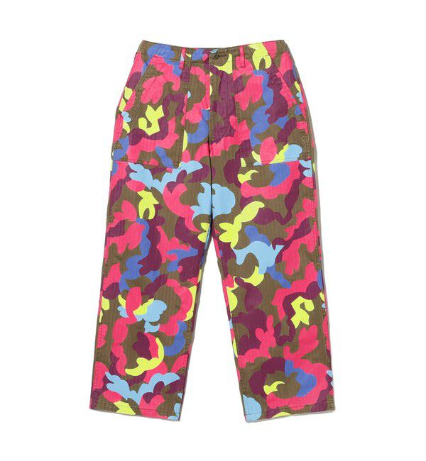 BEAMS PLUS「MIL Utility Easy Trousers Supima Herringbone Big Camo Print」|チノ|