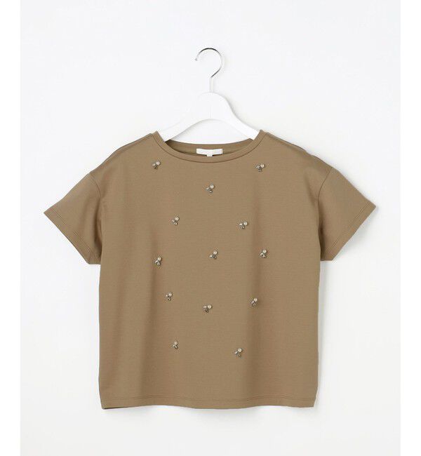 自由区「【きれい目カジュアル・顔まわり華やか】ビジュー Tシャツ」|Tシャツ・カットソー|