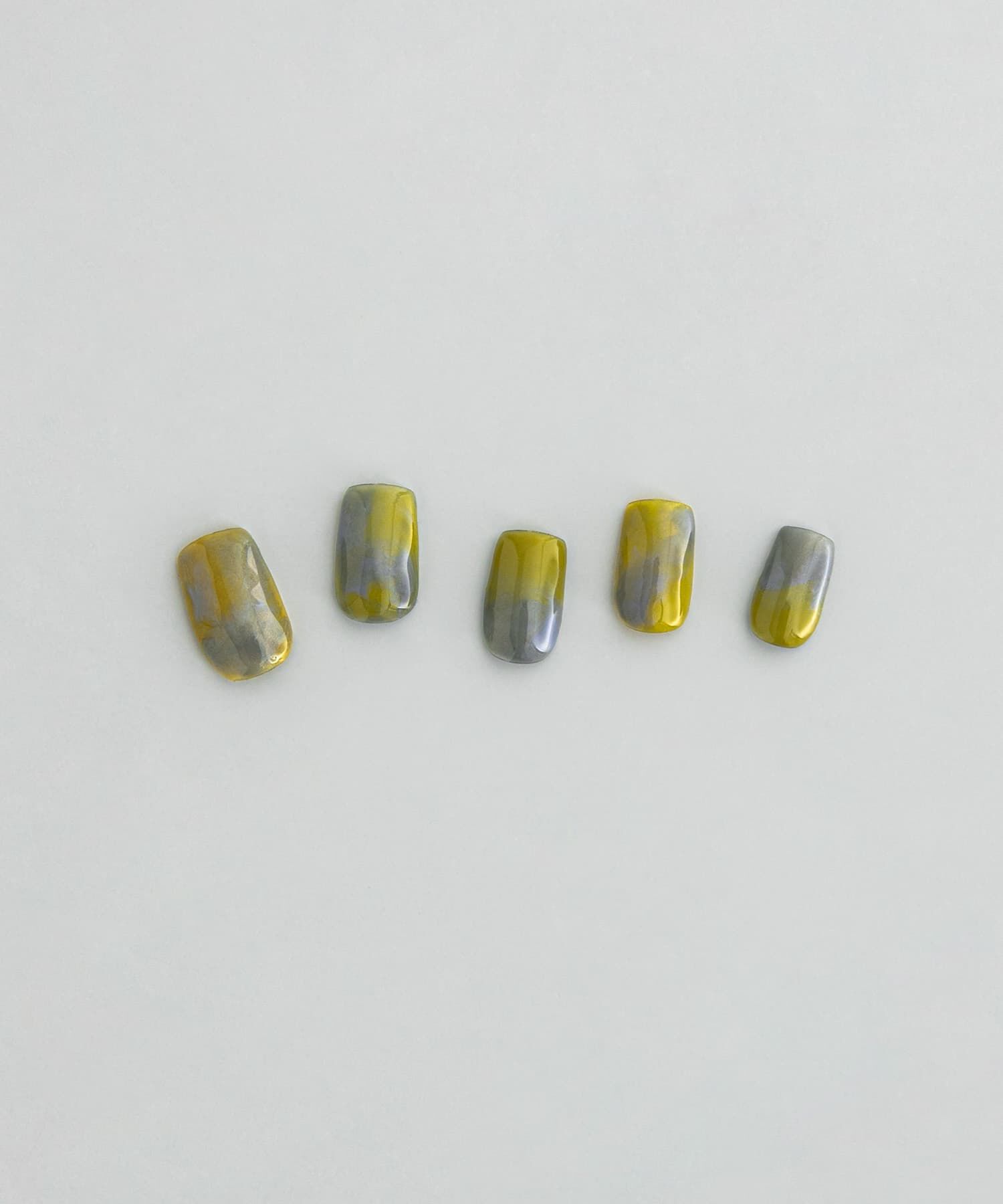 SMELLY「peel off gel polish」|ネイルケア|