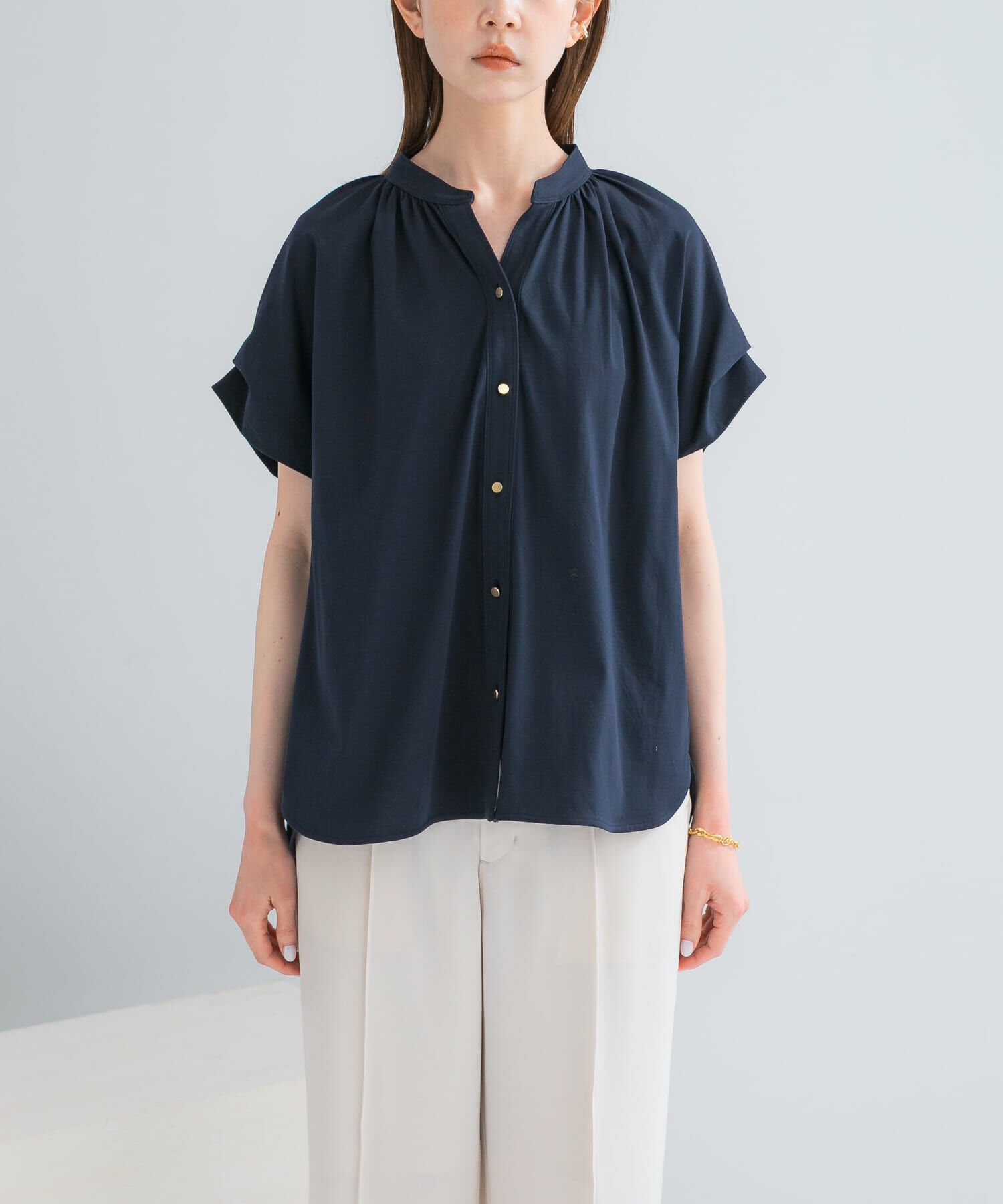 URBAN RESEARCH ROSSO「『WEB/一部店舗限定』汗染防止デザインボタンカットブラウス」|シャツ・ブラウス|