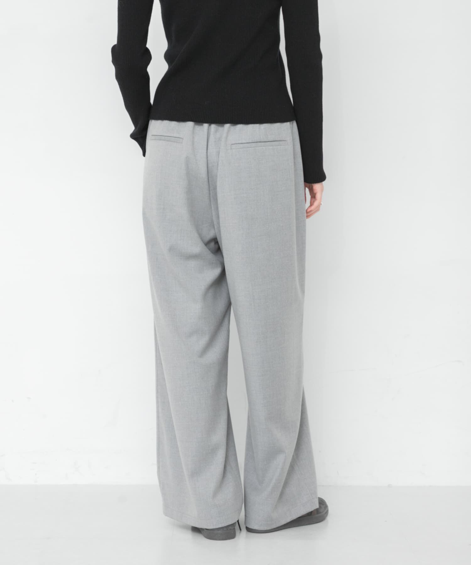 URBAN RESEARCH「『UR TECH SMOOTHLUXE』ウール混タックギャザーストレートパンツ」|その他|