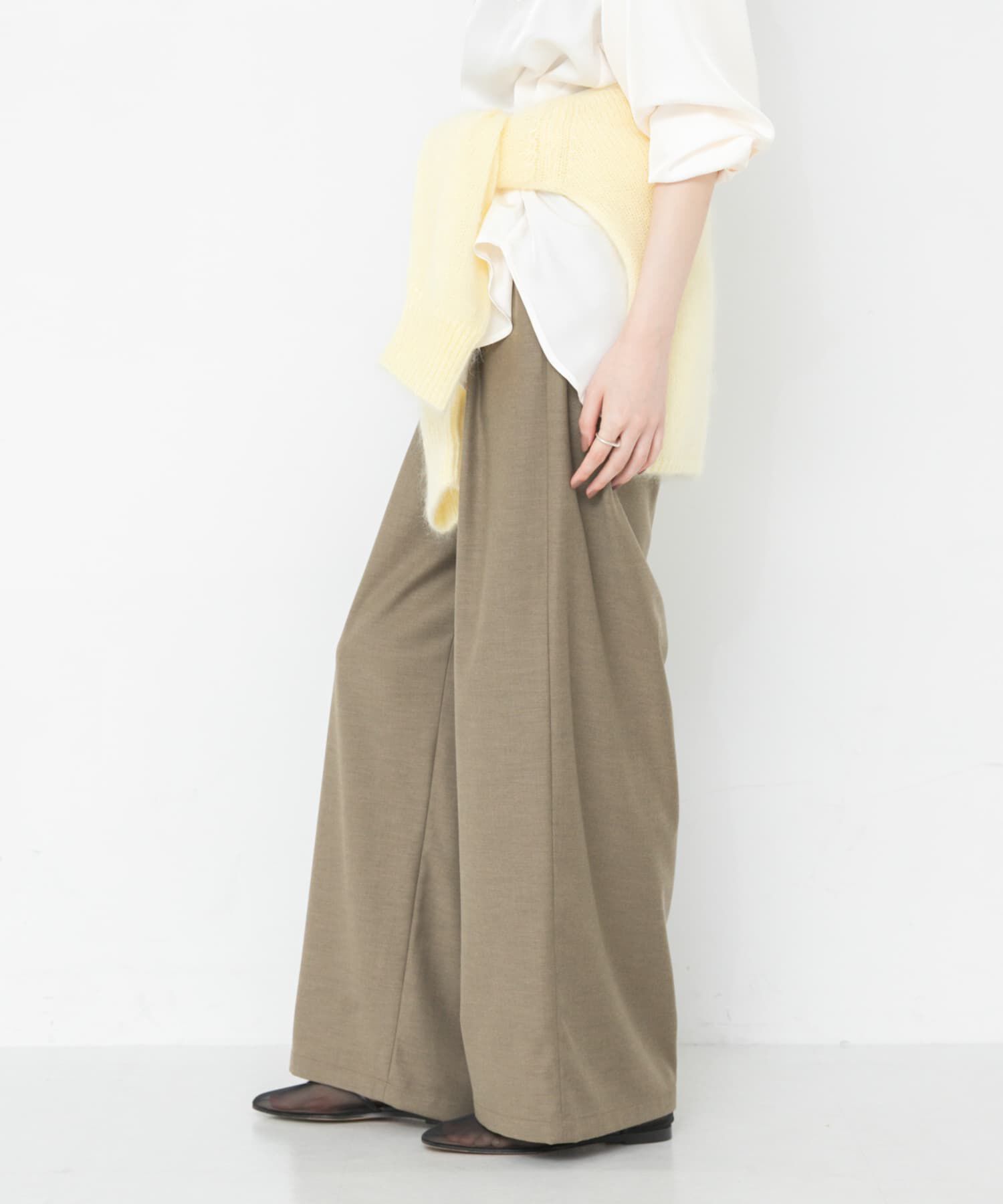 URBAN RESEARCH「『UR TECH SMOOTHLUXE』ウール混タックギャザーストレートパンツ」|その他|