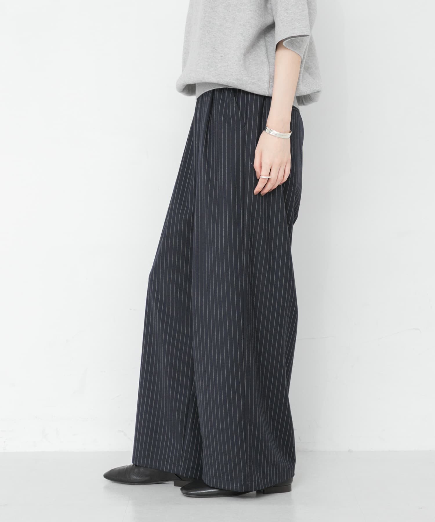 URBAN RESEARCH「『UR TECH SMOOTHLUXE』ウール混タックギャザーストレートパンツ」|その他|
