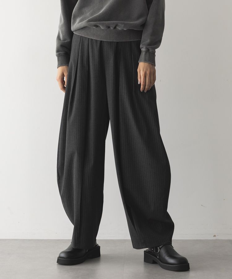 GARAGE OF GOOD CLOTHING「ストライプウールライク裾タックバレルパンツ」|その他|