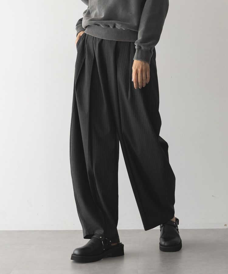 GARAGE OF GOOD CLOTHING「ストライプウールライク裾タックバレルパンツ」|その他|