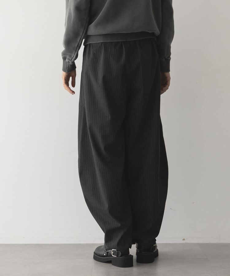 GARAGE OF GOOD CLOTHING「ストライプウールライク裾タックバレルパンツ」|その他|