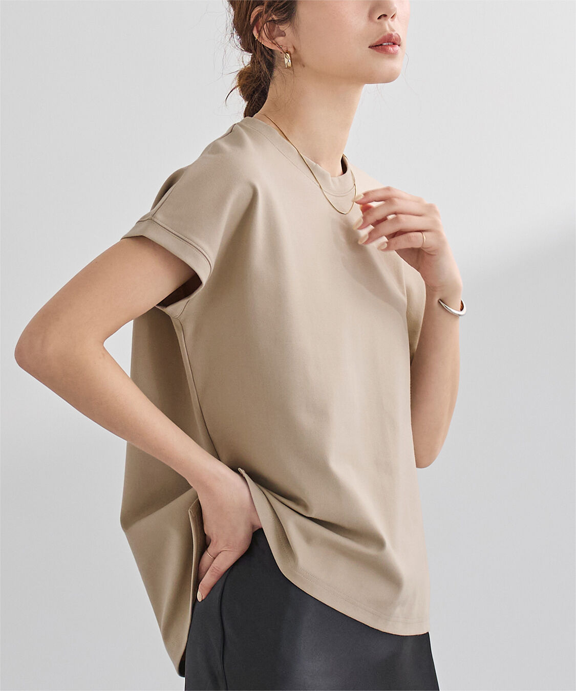 ur's「機能性カットソーフレンチスリーブトップス」|Tシャツ・カットソー|