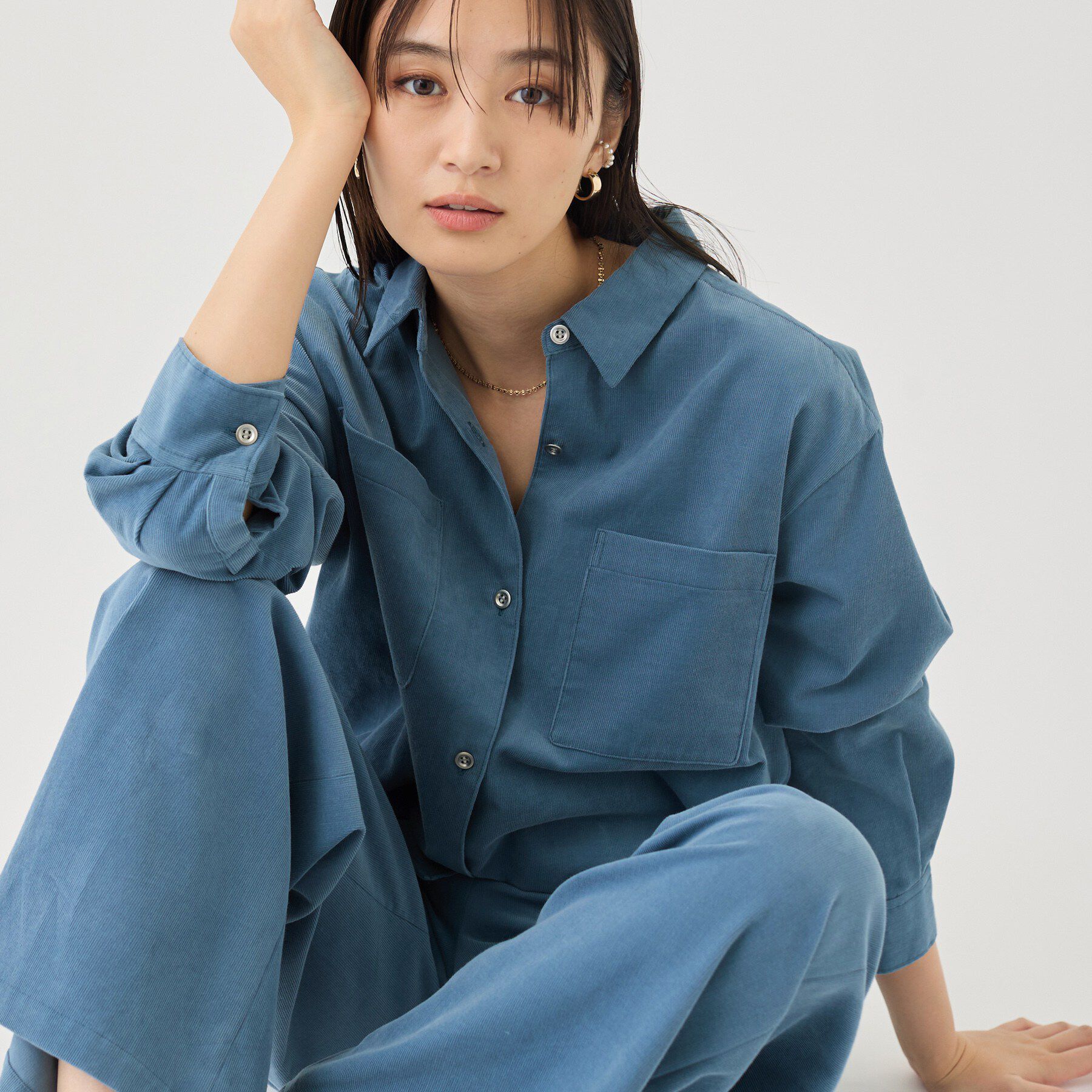 INDIVI「【大人コーデュロイ／SETUP可】オーバーサイズシャツ」|シャツ・ブラウス|