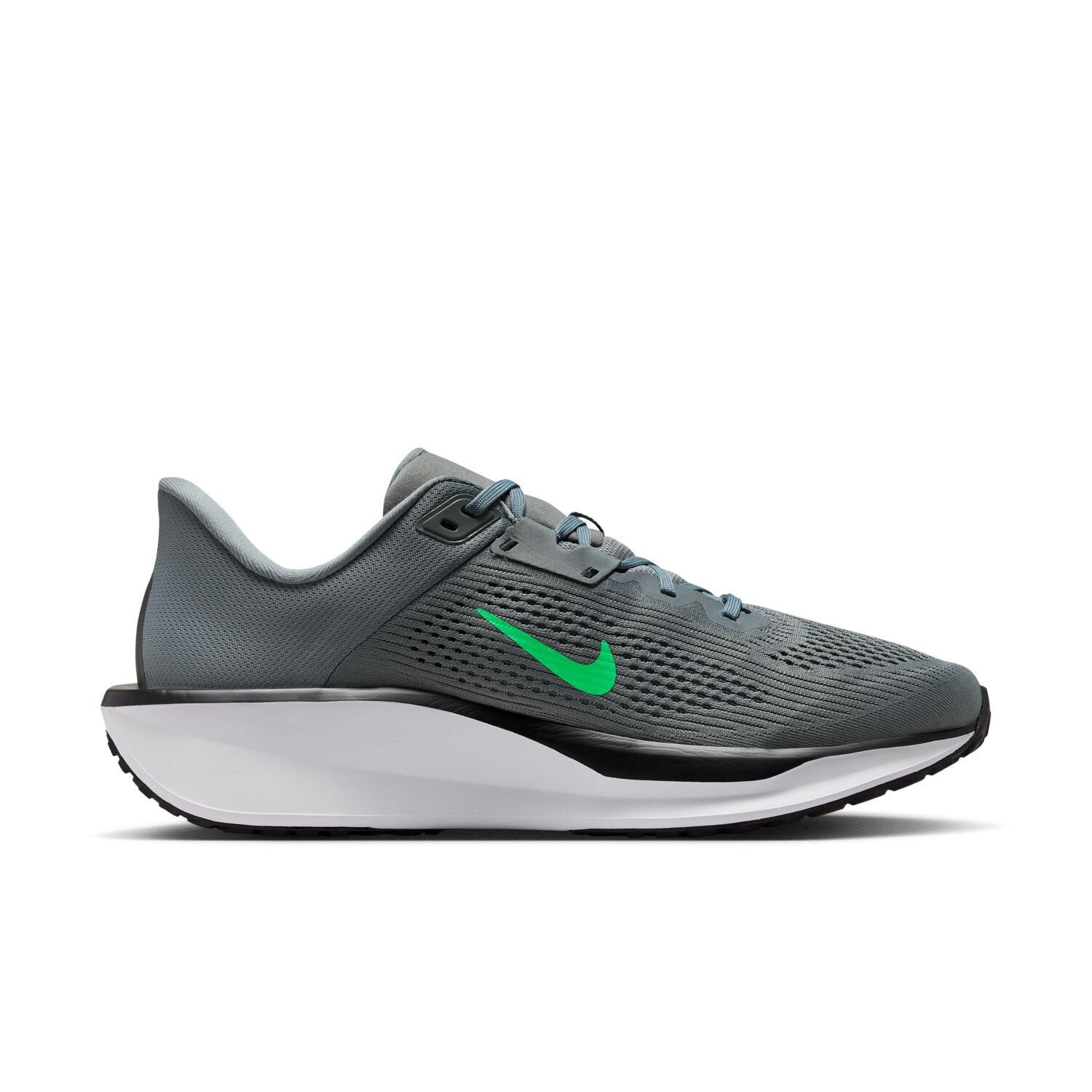 NIKE「【NIKE】QUEST 6」|スニーカー|