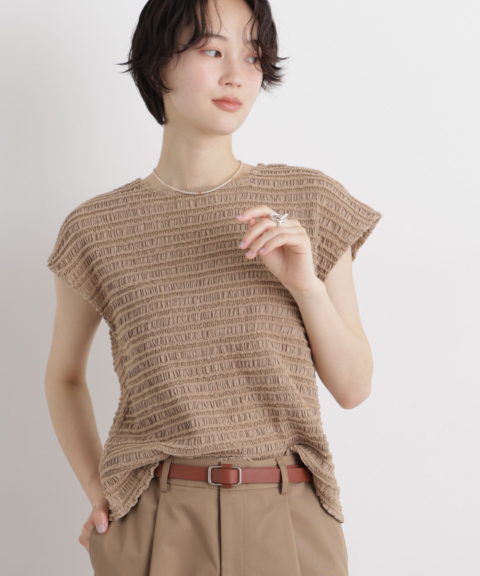 NANO universe「カットジャガードフレンチスリーブトップス(セットアップ可)」|Tシャツ・カットソー|ベージュ
