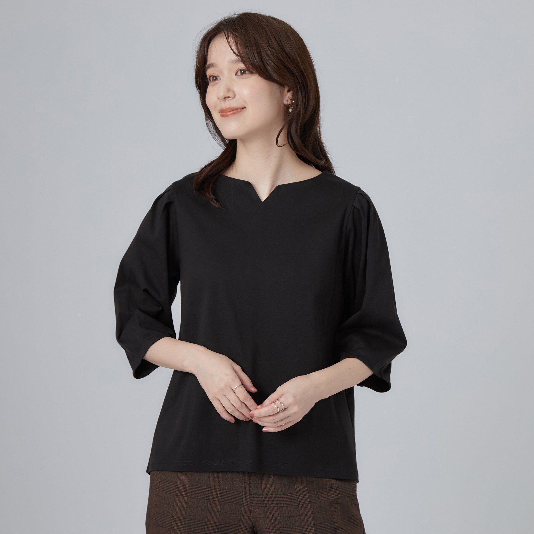 SHOO･LA･RUE「【ひんやり／吸水速乾】クールドライコットン 綿100％ キーネックパフスリーブトップス」|Tシャツ・カットソー|
