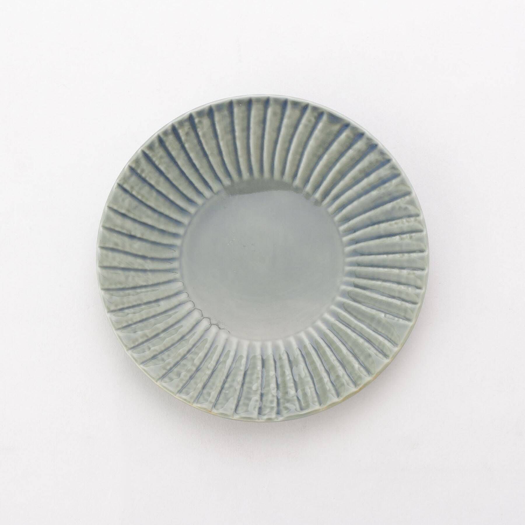 212 KITCHEN STORE「彫刻紋〈藍墨〉&phi;12cm皿 草林彫」|食器・キッチングッズ|