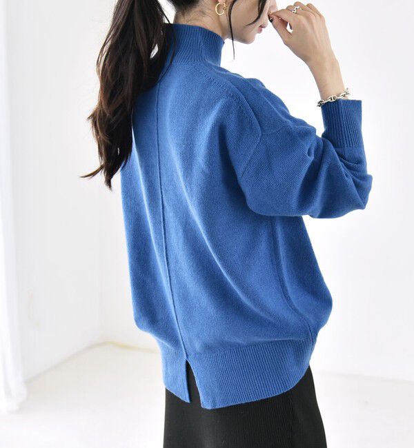 quaranciel「《予約》〈手洗い可能〉AQUA カシミヤ ミックス ハイネック スリット ニット」|ニット・セーター|ブルー