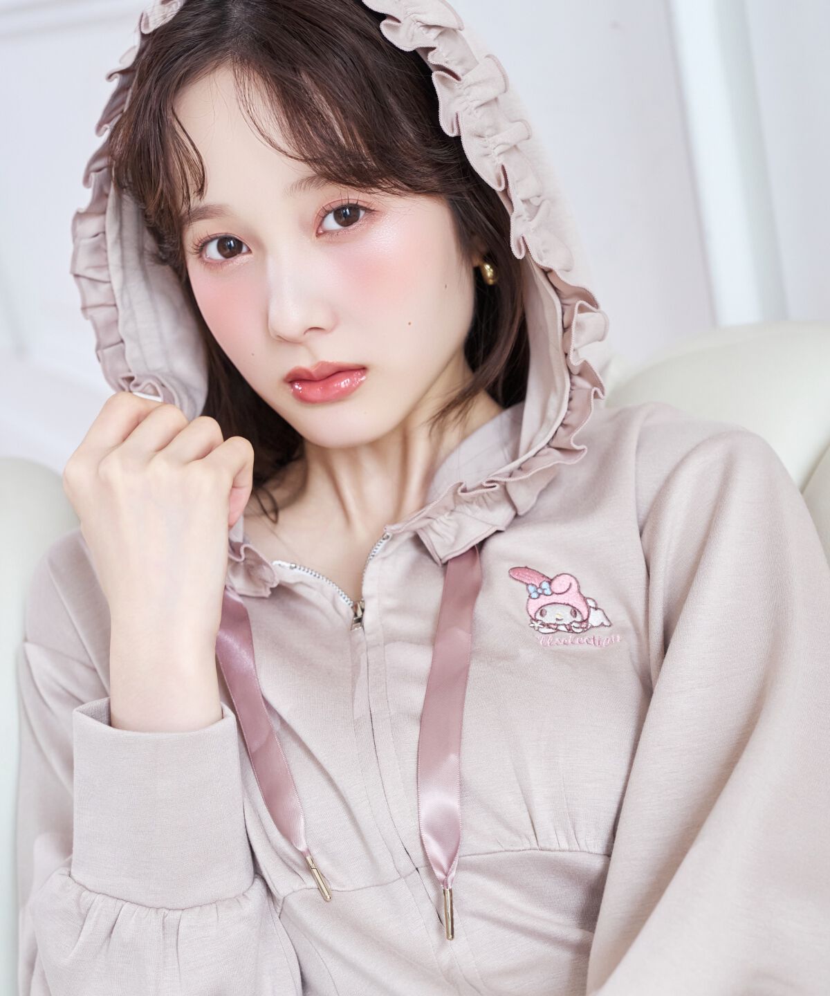 WILLSELECTION「WILLSELECTION&times;マイメロディ＆クロミ 刺繍フリルフードパーカーワンピース」|ワンピース|