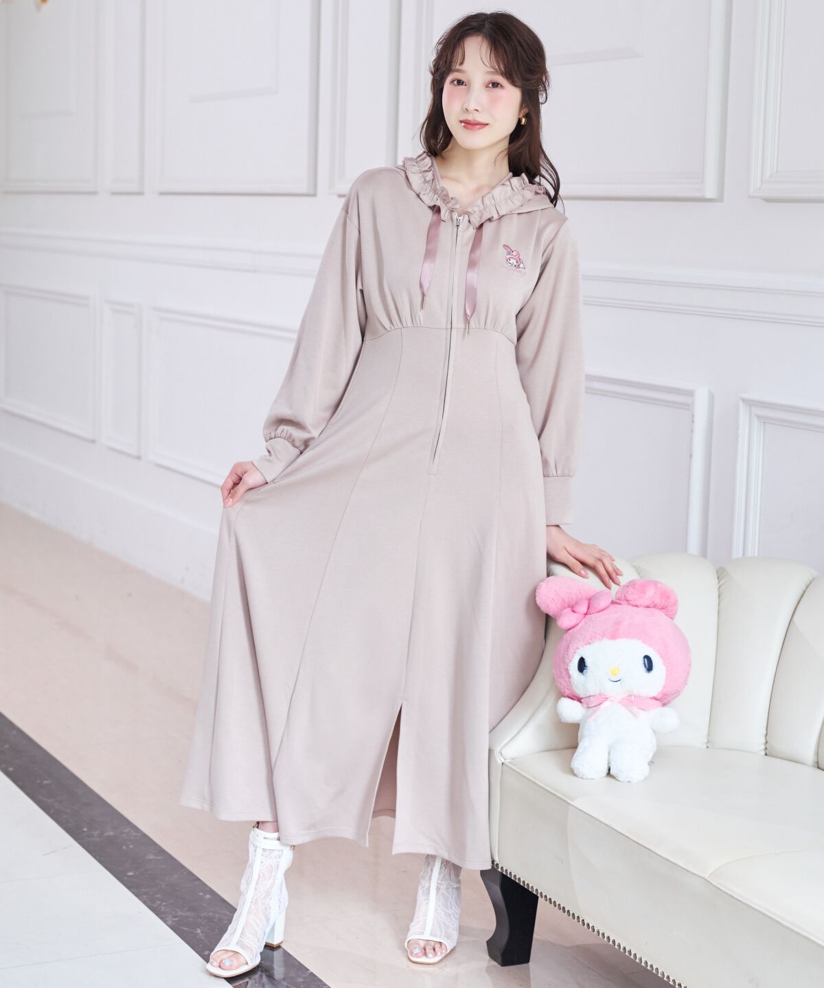 WILLSELECTION「WILLSELECTION&times;マイメロディ＆クロミ 刺繍フリルフードパーカーワンピース」|ワンピース|