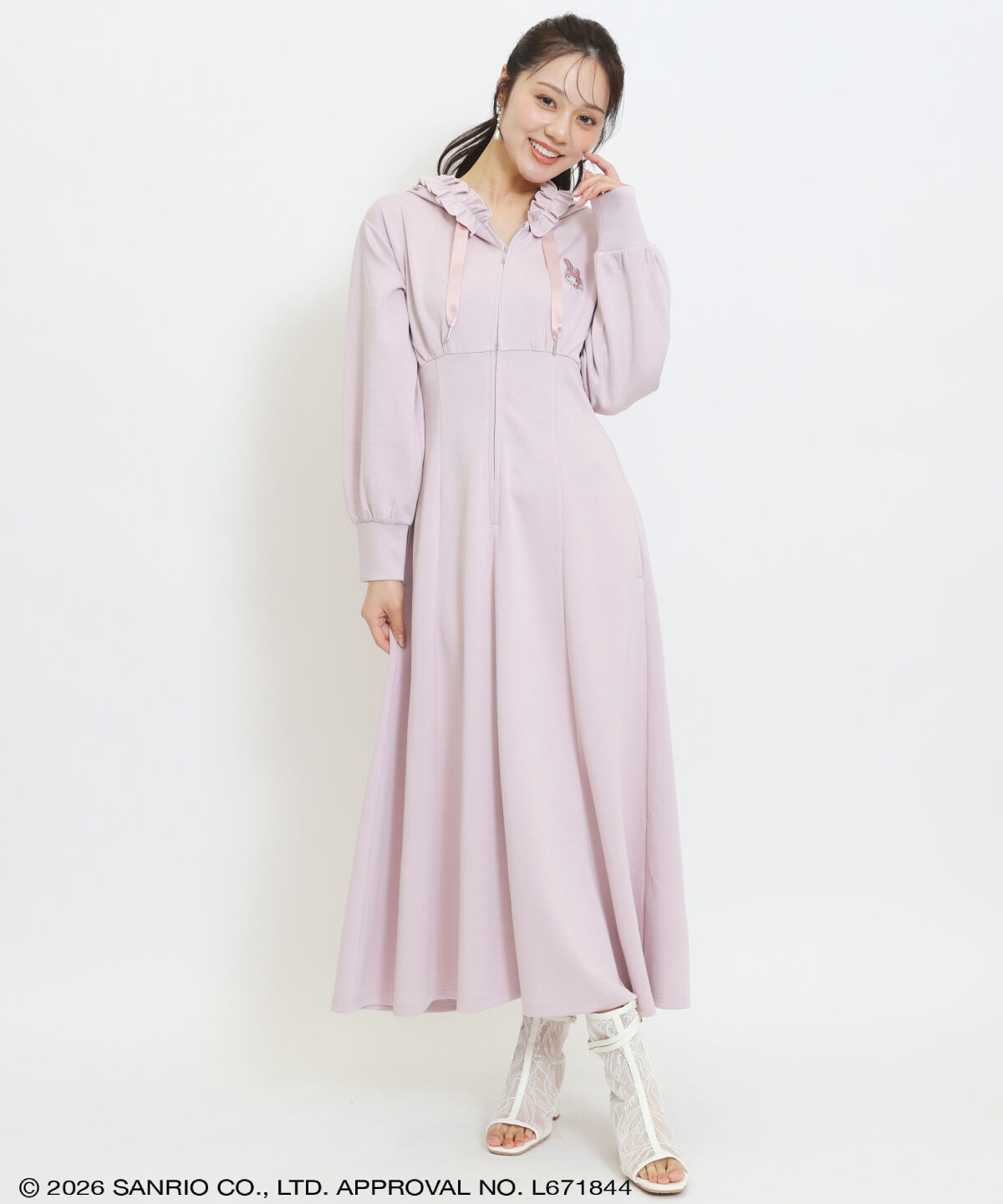 WILLSELECTION「WILLSELECTION&times;マイメロディ＆クロミ 刺繍フリルフードパーカーワンピース」|ワンピース|ピンク
