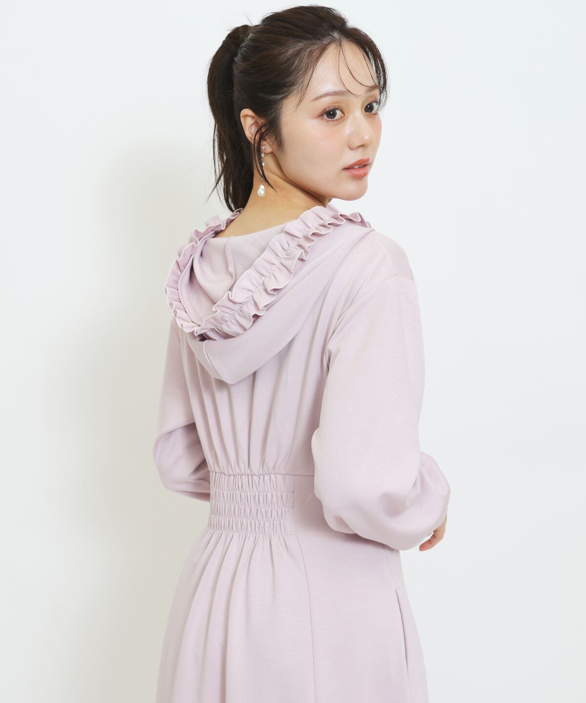 WILLSELECTION「WILLSELECTION&times;マイメロディ＆クロミ 刺繍フリルフードパーカーワンピース」|ワンピース|