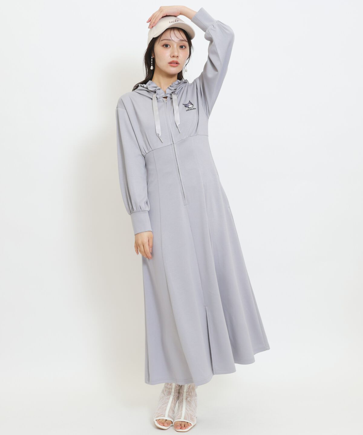 WILLSELECTION「WILLSELECTION&times;マイメロディ＆クロミ 刺繍フリルフードパーカーワンピース」|ワンピース|