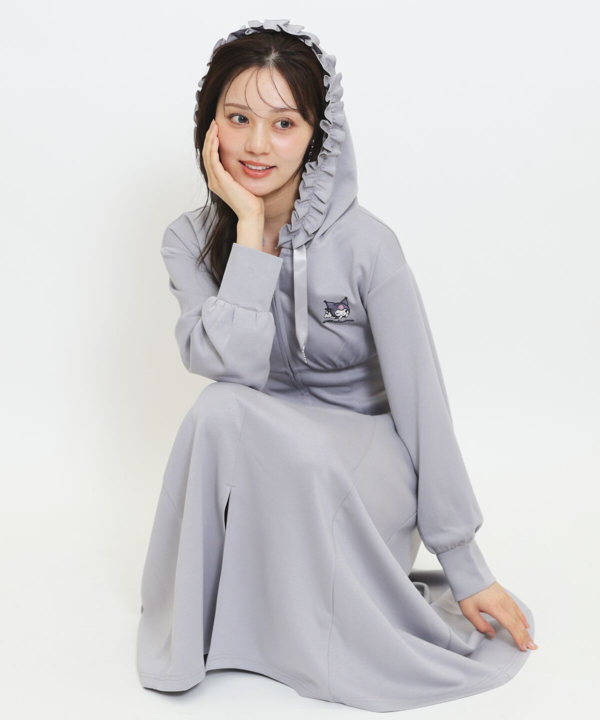 WILLSELECTION「WILLSELECTION&times;マイメロディ＆クロミ 刺繍フリルフードパーカーワンピース」|ワンピース|