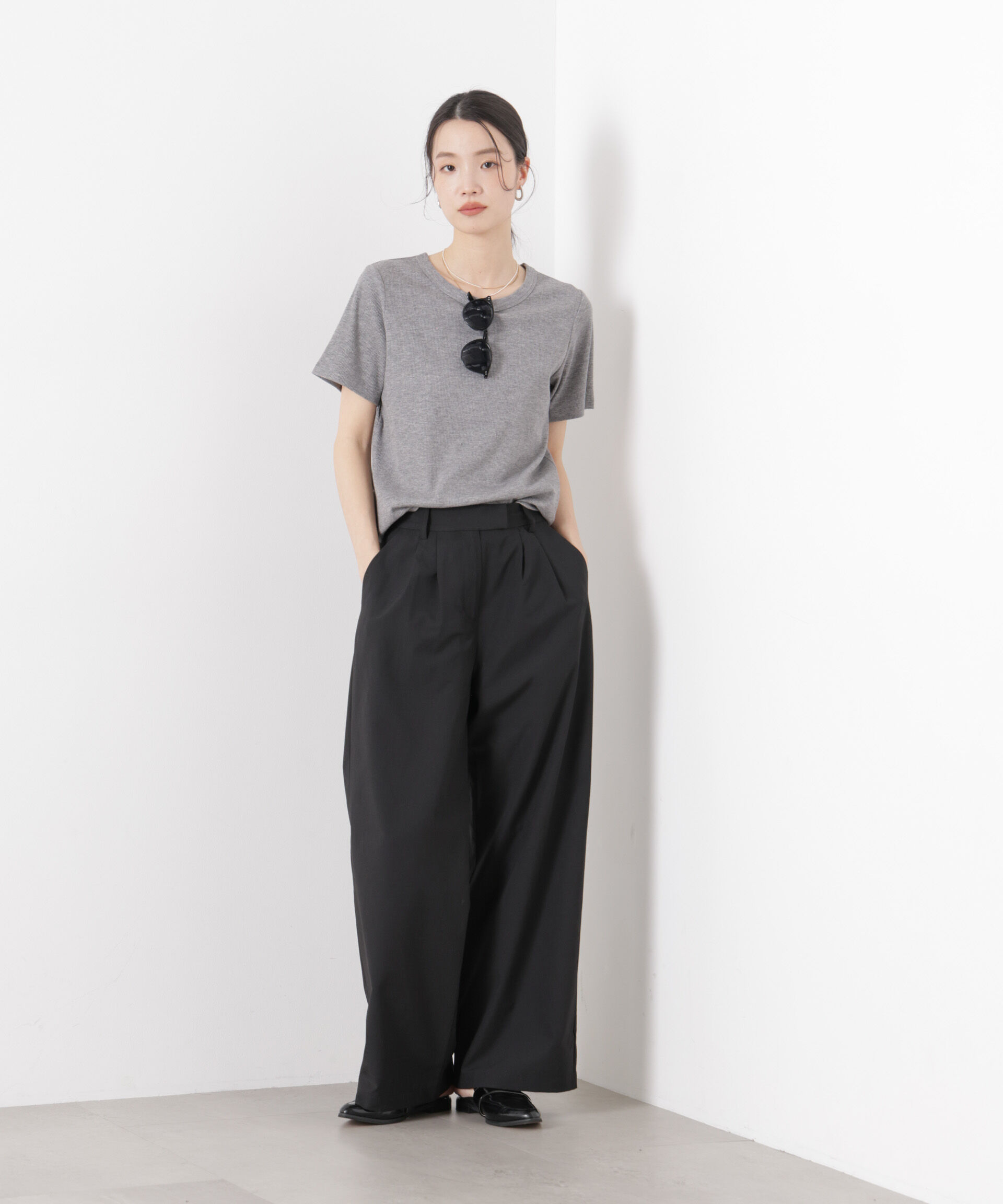 nano･universe「ソフトシアーツータックワイドパンツ(セットアップ可)」|チノ|