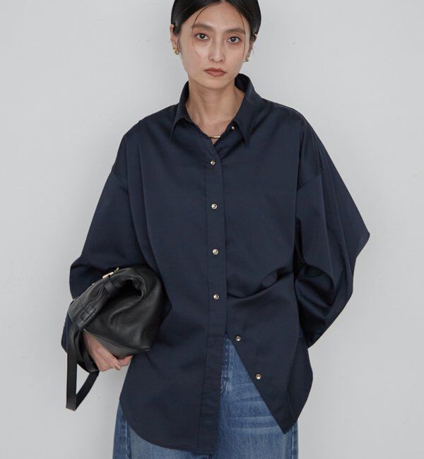  「《WEB限定リバイバルアイテム/累計販売１万枚達成》サテンBIGシャツ」|シャツ・ブラウス|ネイビー