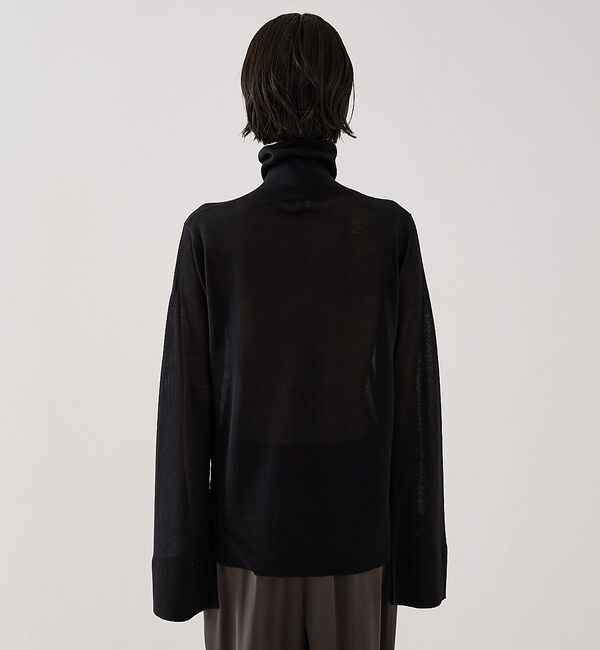 The Store by C' 「【TOTEME】SLIT SLEEVE TURTLENECK／スリットスリーブタ」|ニット・セーター|