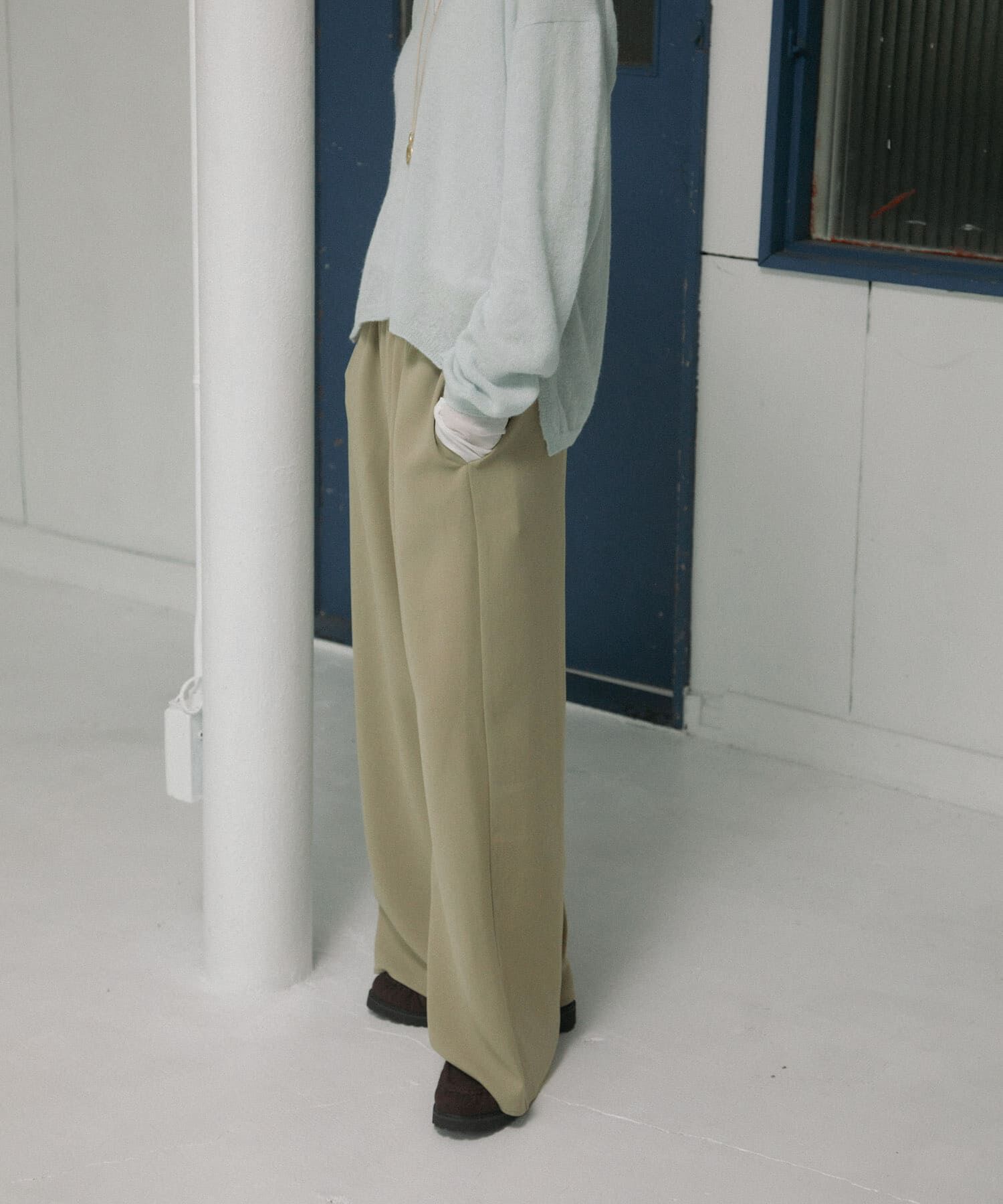 URBAN RESEARCH DOORS「Relax Easy Wide Pants」|その他|ベージュ