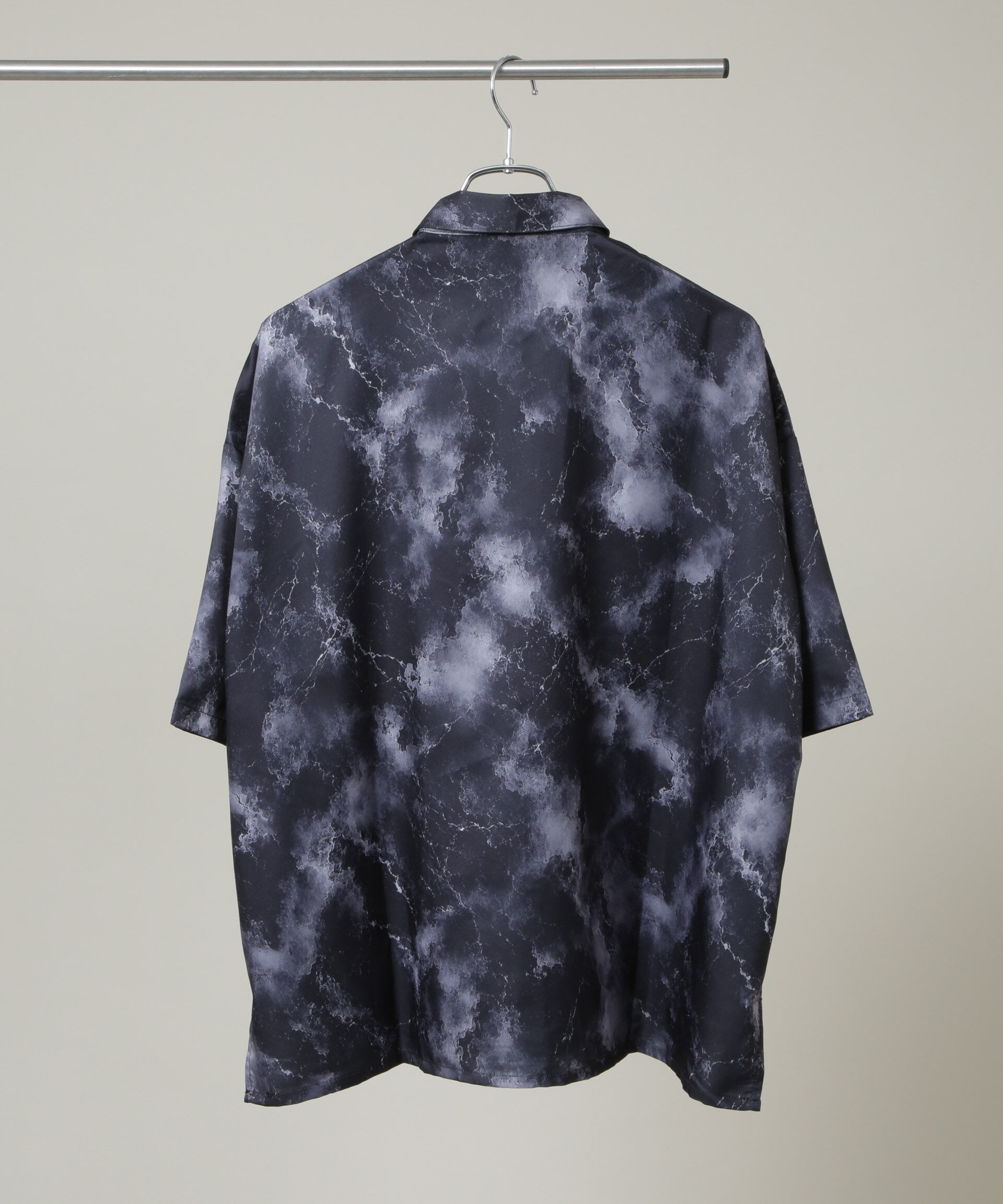 NANO universe「NORMANBROS/ショート丈オーバーサイズ総柄シャツ 半袖」|シャツ・ブラウス|