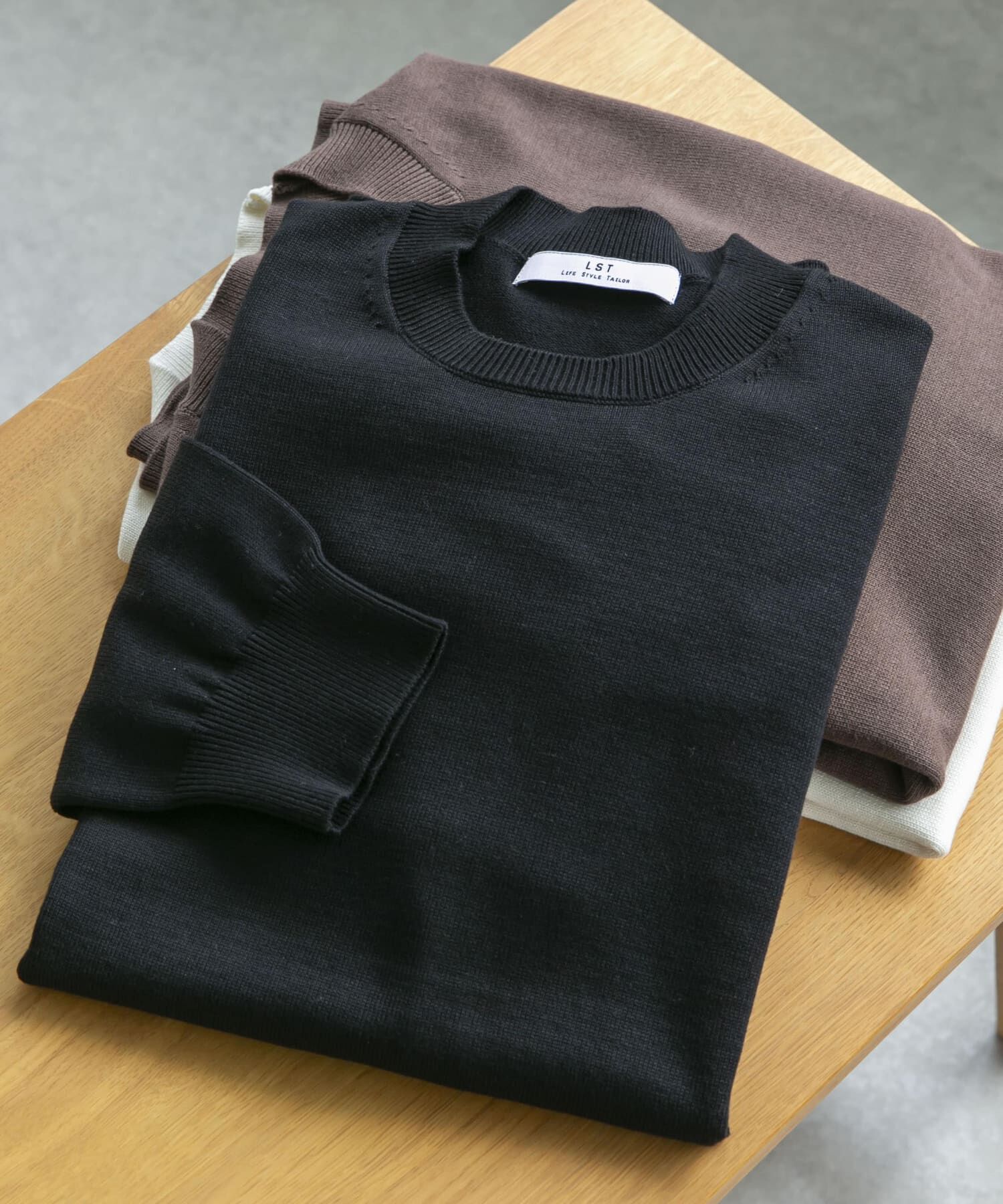 URBAN RESEARCH DOORS「LIFE STYLE TAILOR　コットンシルクハイゲージクルーニット」|シャツ・ブラウス|ブラック