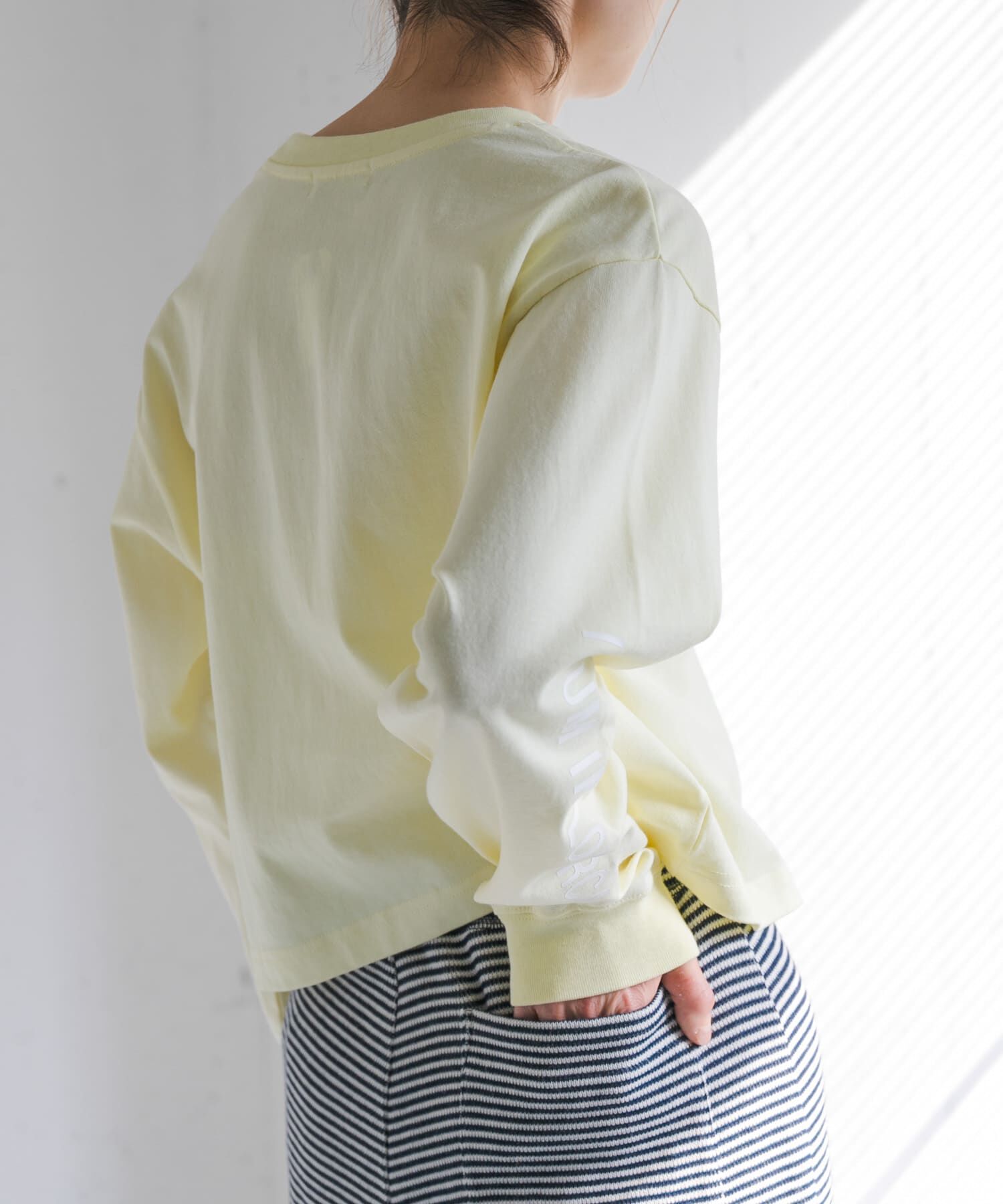 URBAN RESEARCH DOORS「FORK&SPOON　スリーブロゴクロップドTシャツ」|Tシャツ・カットソー|