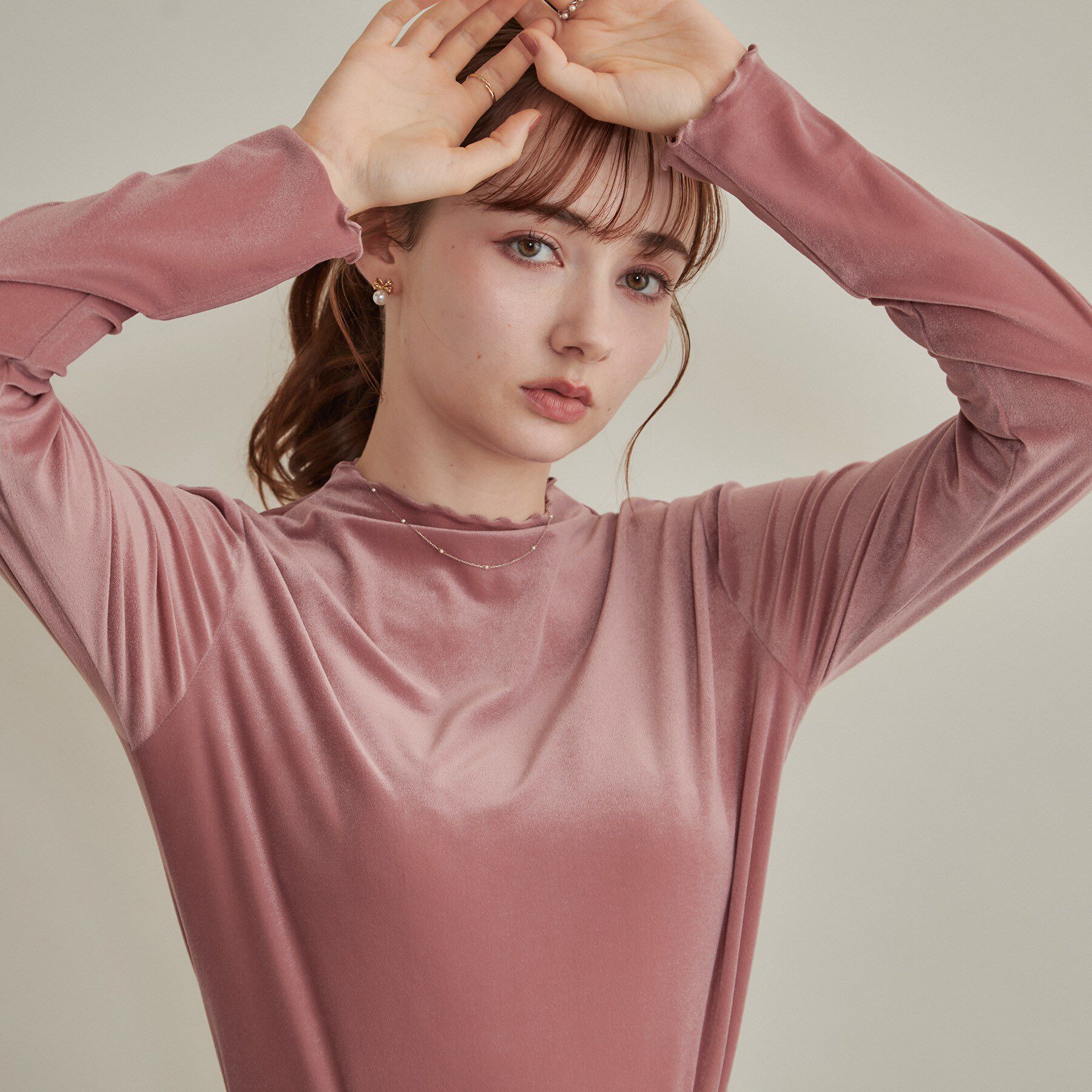 Couture broach「【上品な透け感・洗濯機可】シアーベロアトップス」|Tシャツ・カットソー|ピンク(072)