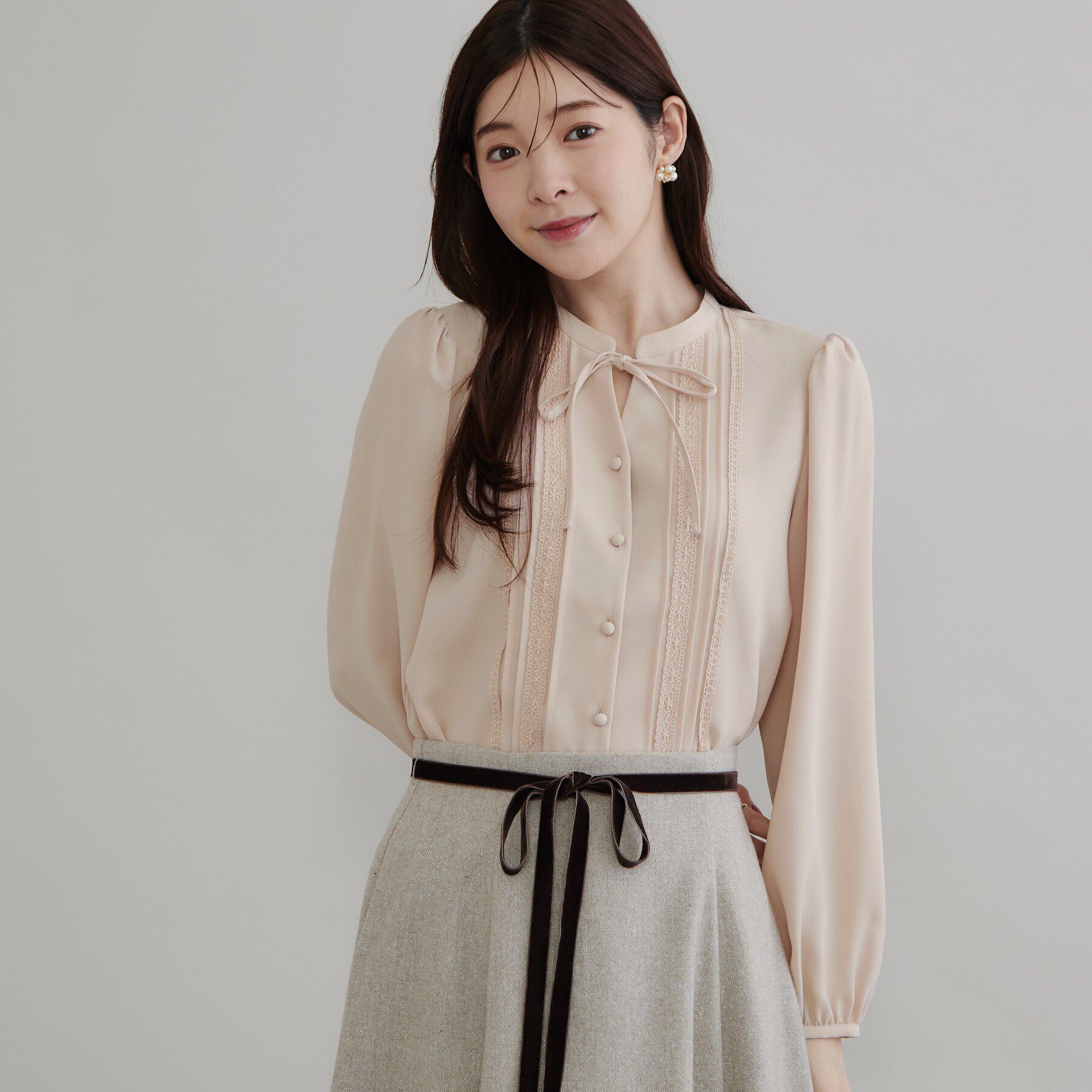 Couture broach「【衿元リボンが可憐】ピンタック レース ブラウス」|シャツ・ブラウス|
