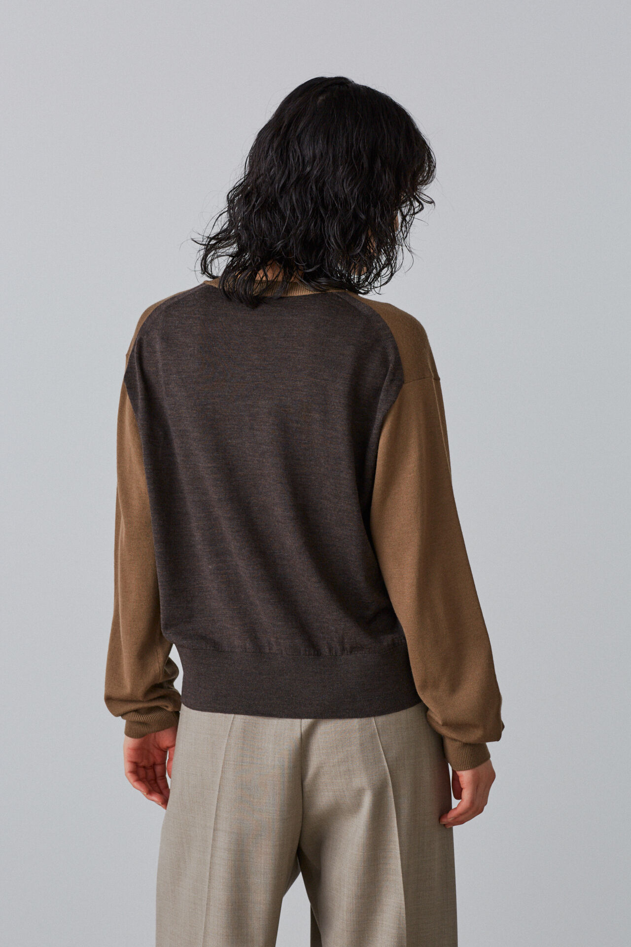 YLEVE 「YLEVE / SUPERFINE 120&rsquo;S BIELLA YARN KN P/O」|ニット・セーター|