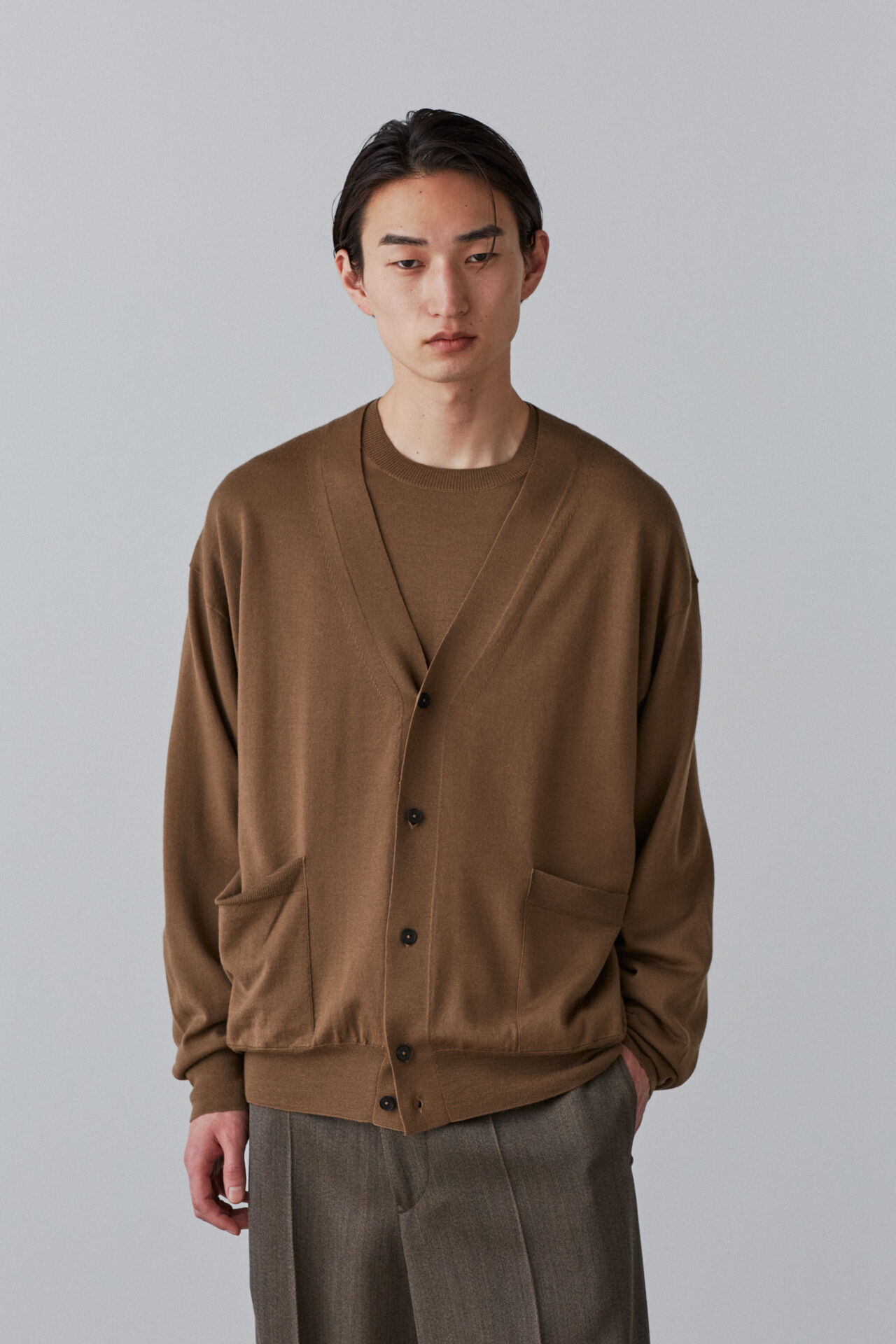 YLEVE 「YLEVE / SUPERFINE 120&rsquo;S BIELLA YARN KN CD」|ニット・セーター|