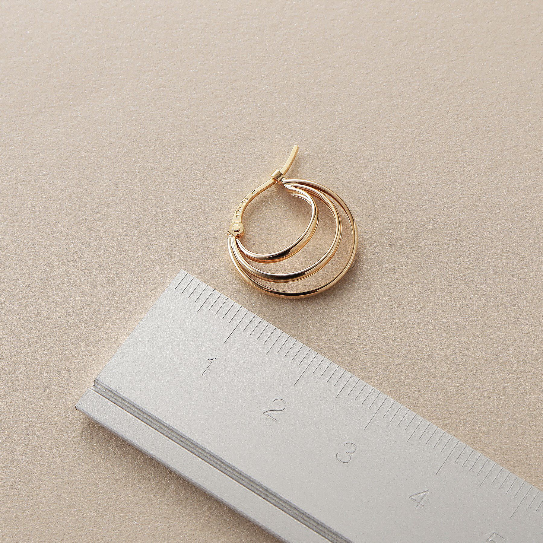 COCOSHNIK「K10甲丸グラデトリプル フープピアス」|ピアス|
